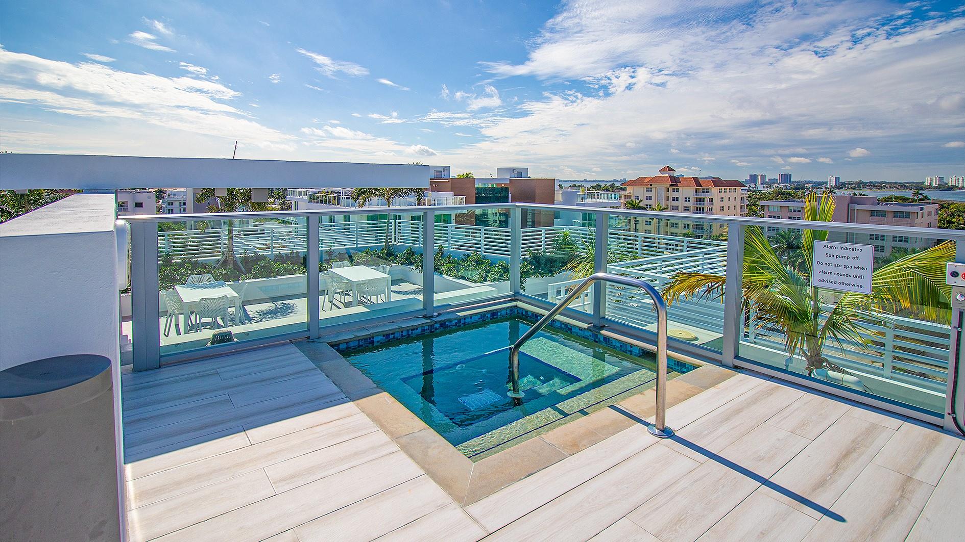 THE PALMS - Residential