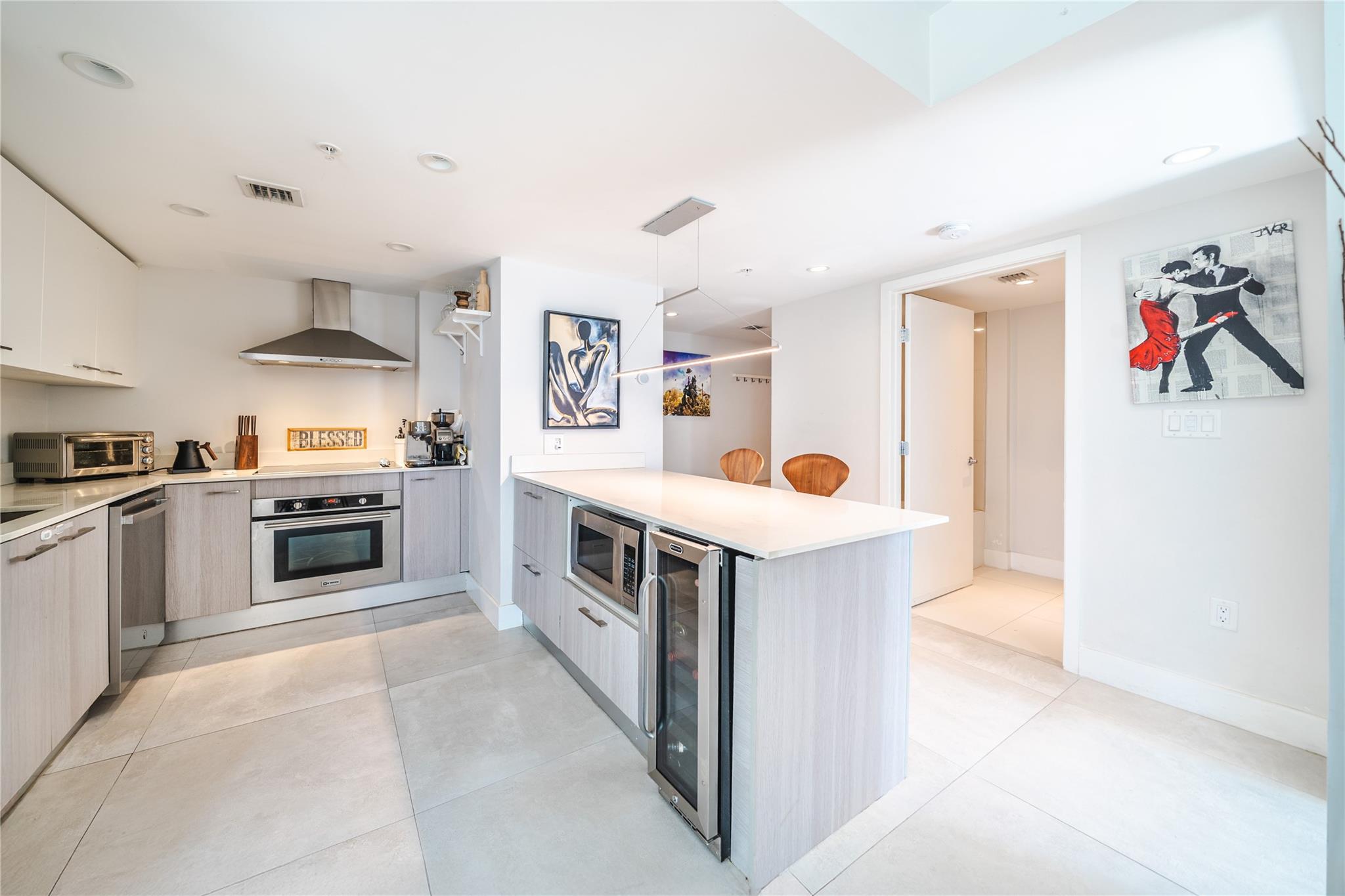 THE PALMS - Residential