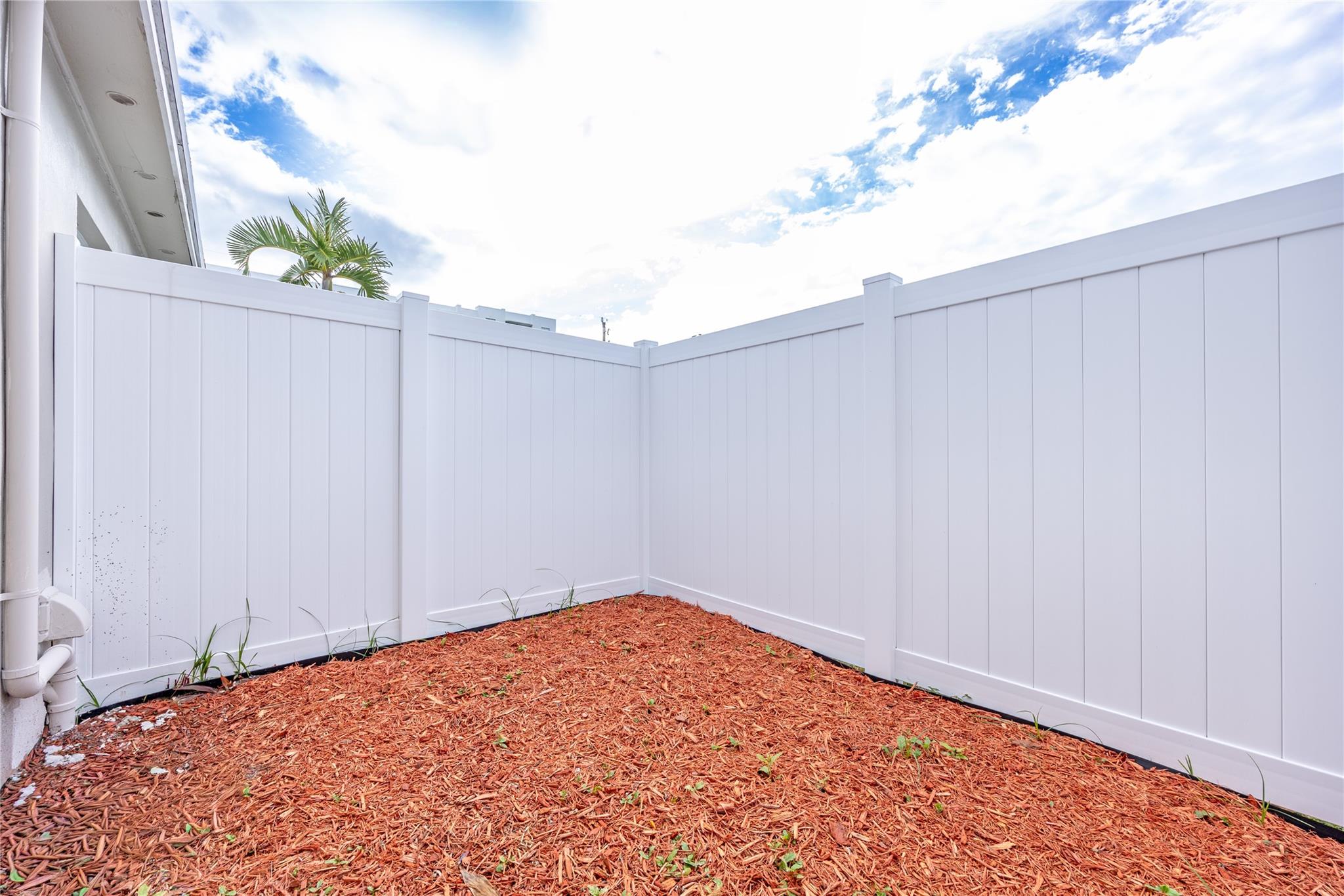 Croissant Park 4-28 B - Residential Lease