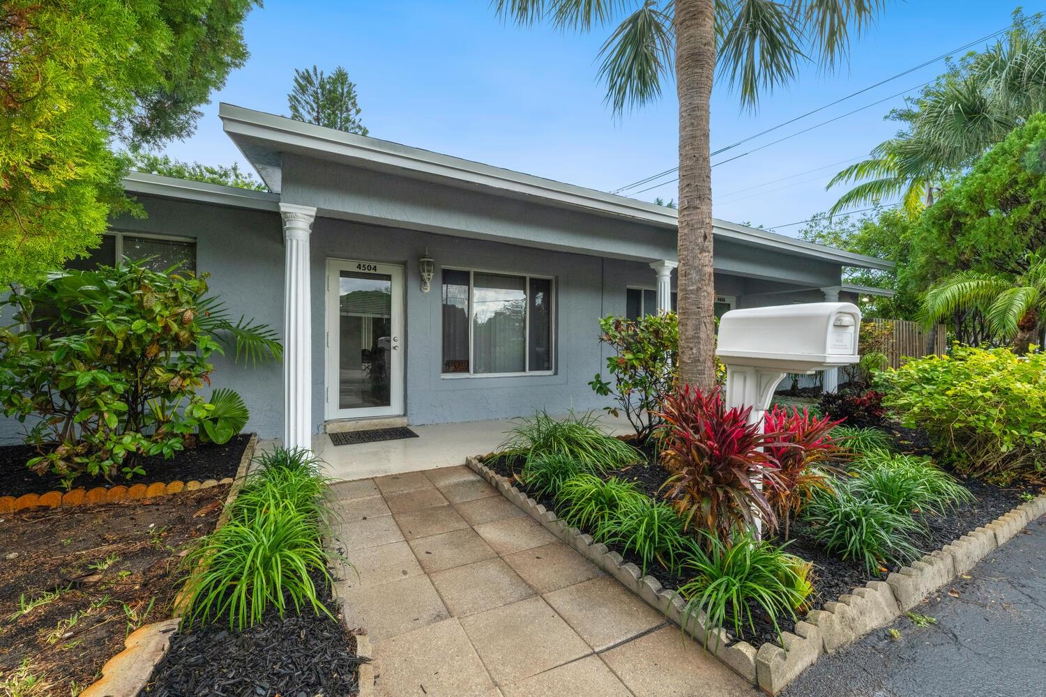WATERFRONT AND POOL DUPLEX PERFECT FOR AIRBNB IN DESIRABLE CORAL HEIGHTS AREA OF OAKLAND PARK. THIS CORNER PROPERTY FEATURES A BRAND NEW ROOF, NEWLY PAINTED, TILE THROUGHOUT, CENTRAL A/C UNITS, BOTH UNITS WITH WASHER/DRYER, HURRICANE DOORS, PLENTY OF PARKING FOR BOAT AND CENTRALLY LOCATED A FEW MILES FROM THE BEACH, PERFECT INCOME PROPERTY FOR AIRBNB OR SHORT TERM RENTAL.