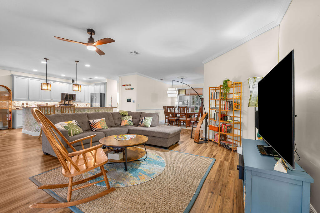 OSPREY COVE YACHT CLUB - Residential