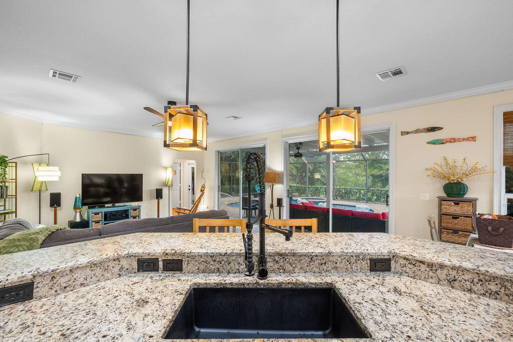 OSPREY COVE YACHT CLUB - Residential