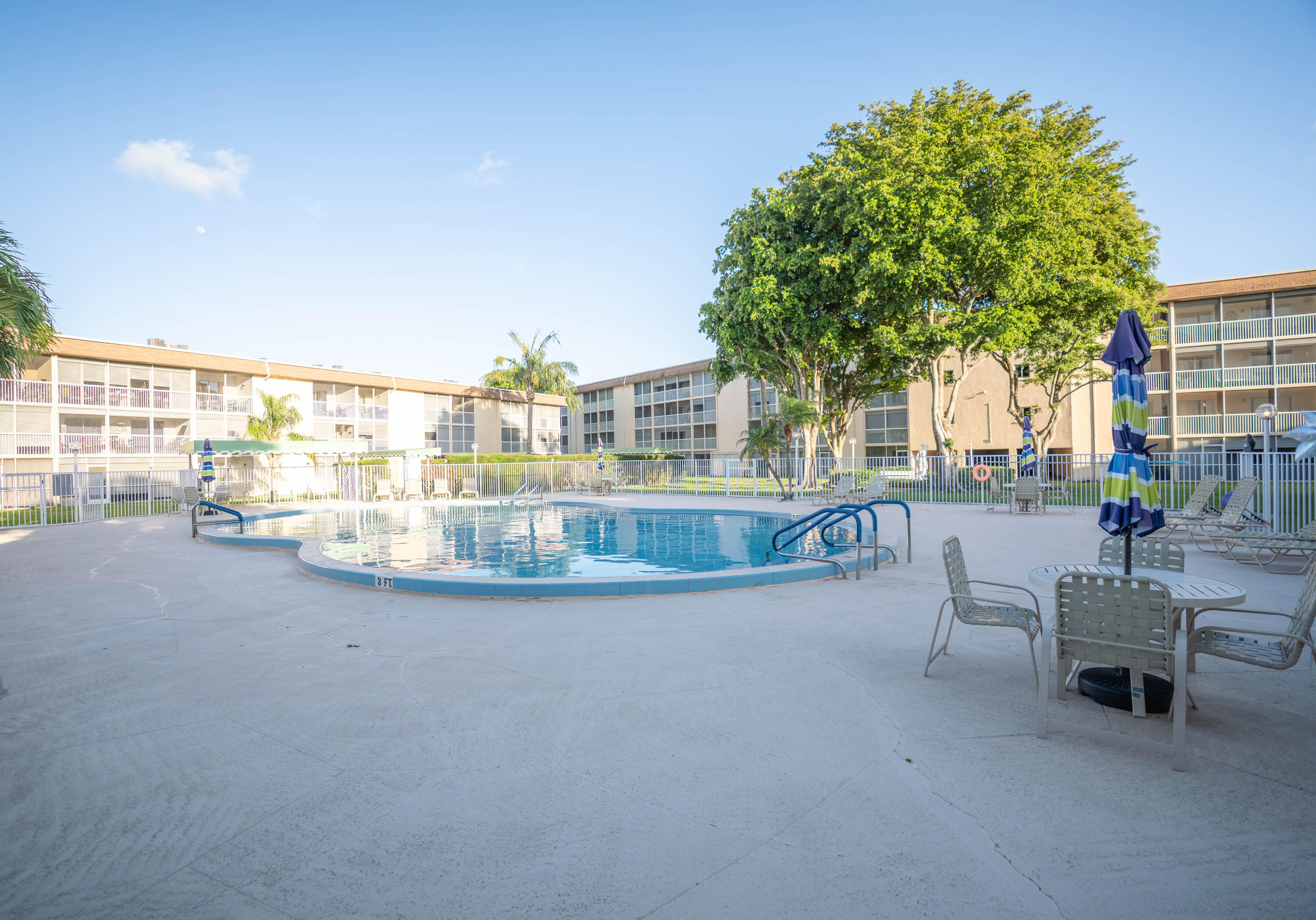 VILLAGE GREEN WINDSOR CONDO - Residential Lease
