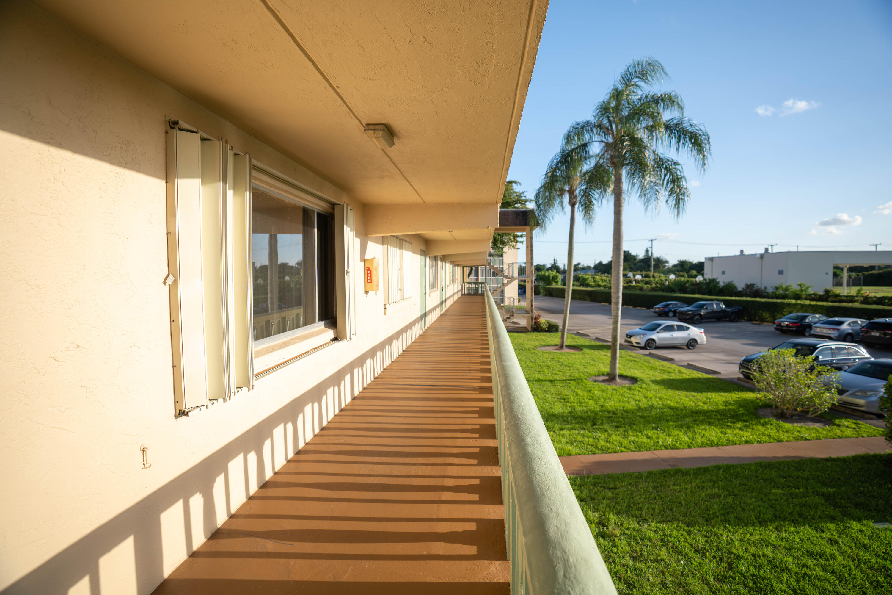 VILLAGE GREEN WINDSOR CONDO - Residential Lease
