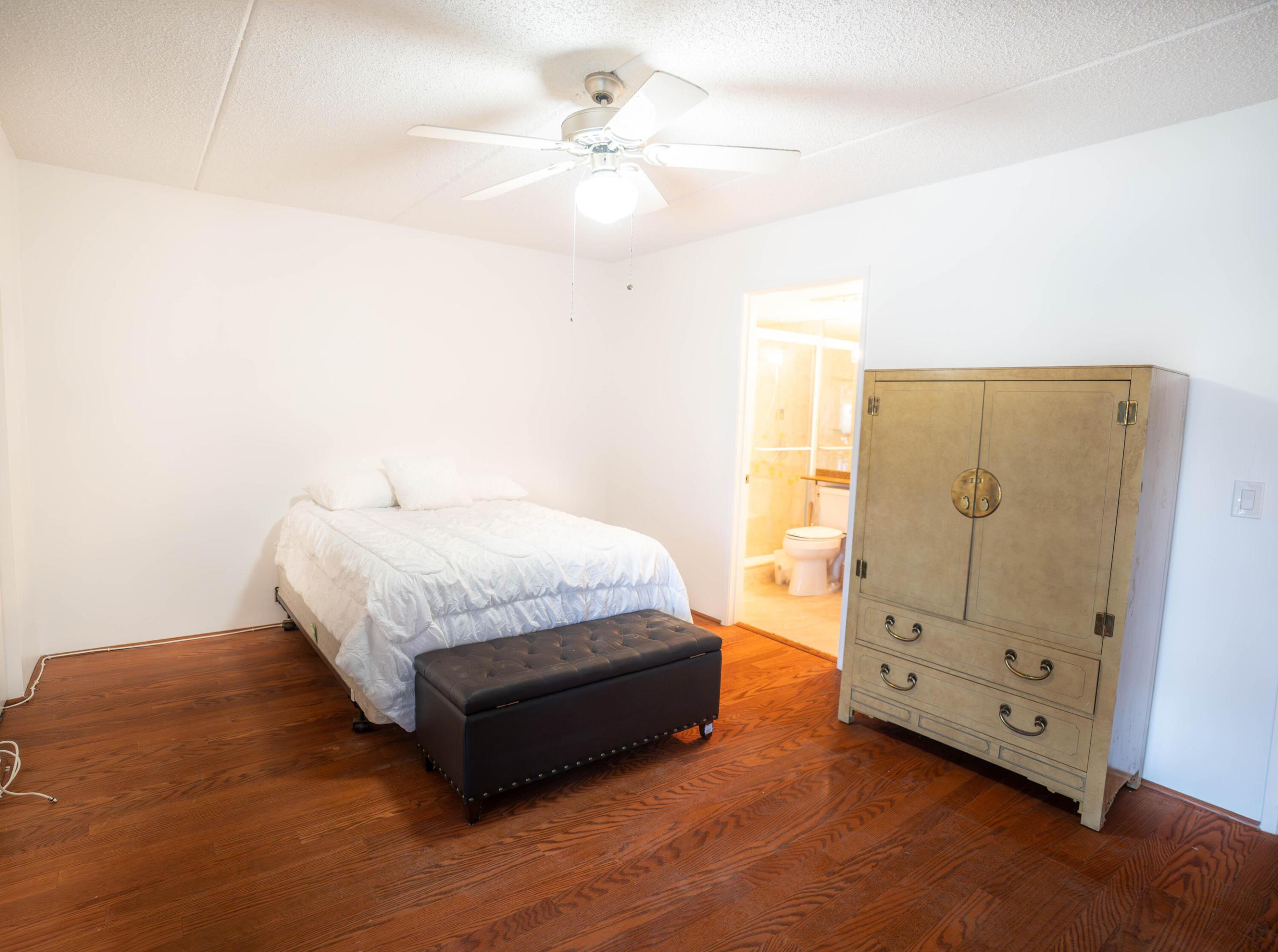 VILLAGE GREEN WINDSOR CONDO - Residential Lease