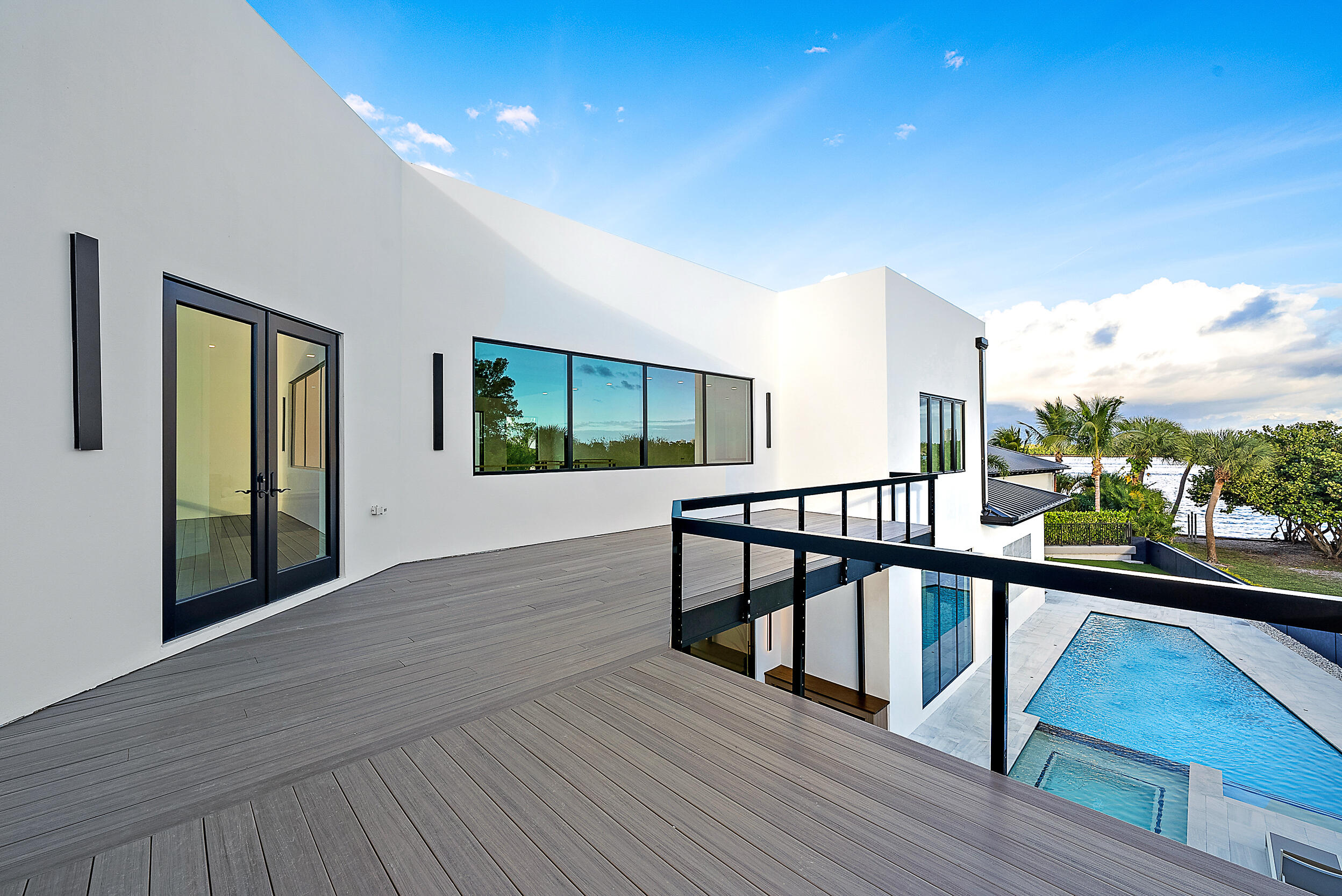 Yacht Club Addition to the Village of North Palm - Residential