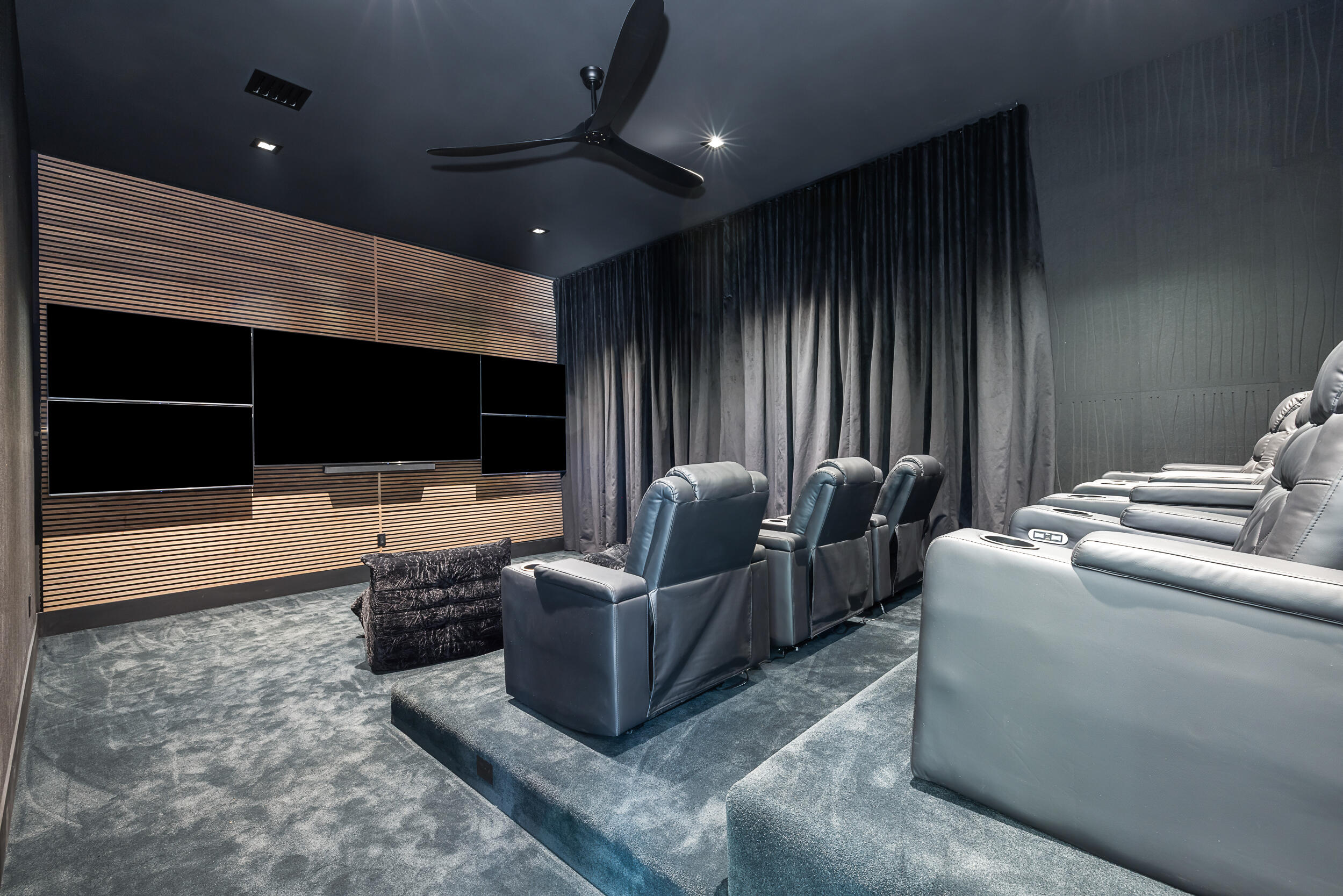 Yacht Club Addition to the Village of North Palm - Residential