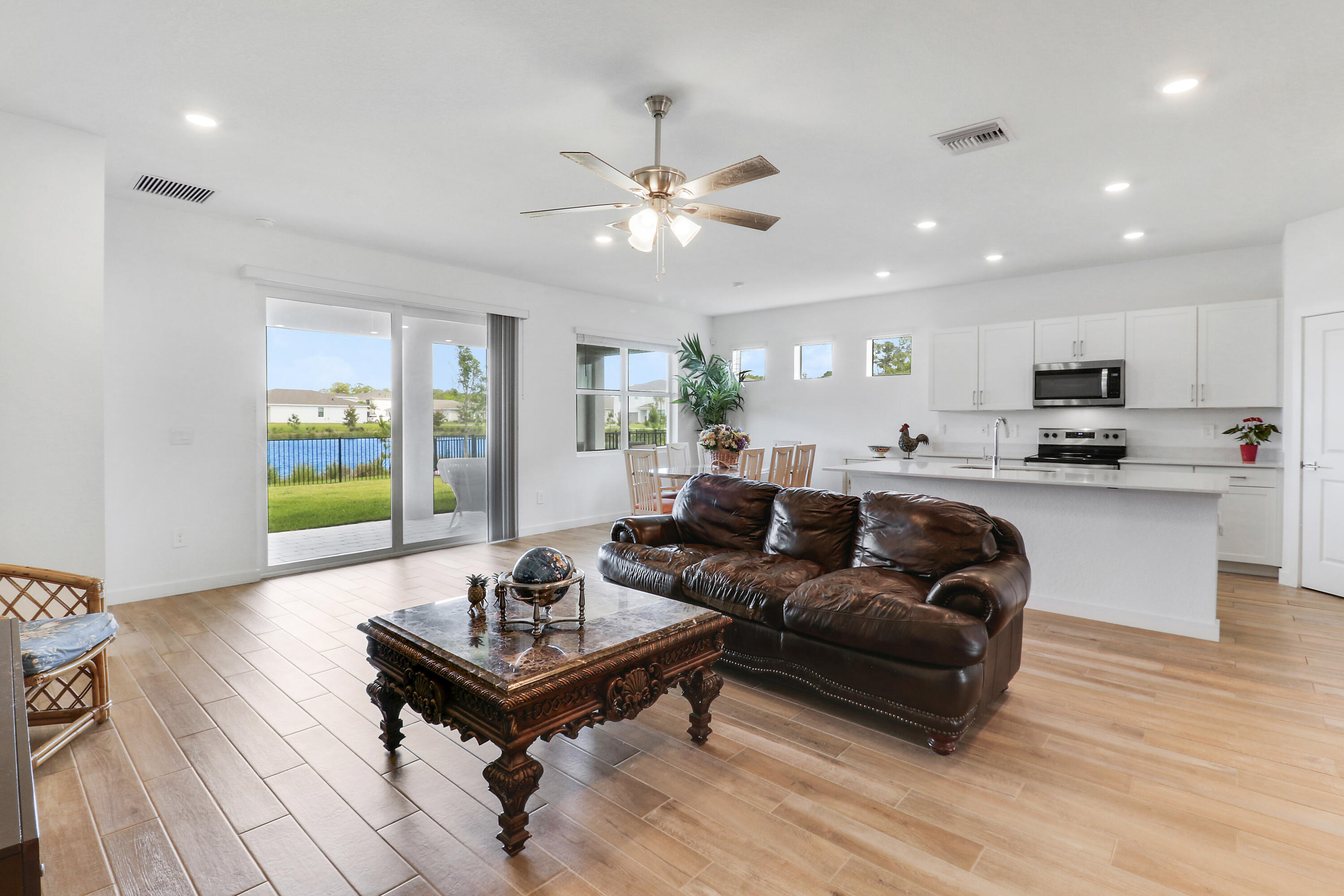 KANNER LAKE (AKA WILLOW POINTE) - Residential