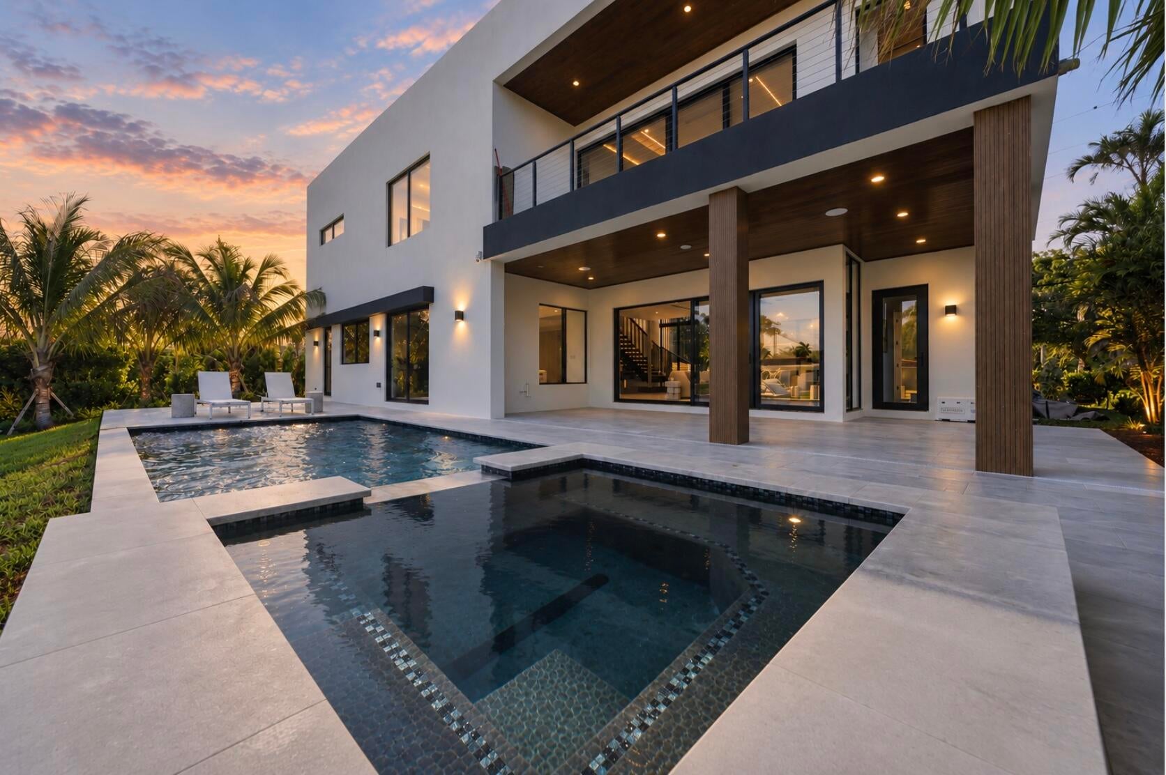 2360 NE 49th Street