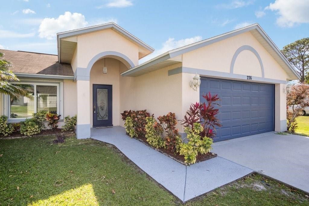 Photo of 226 NW Virgo Court, Port Saint Lucie, FL 34983 (MLS # F10496501)