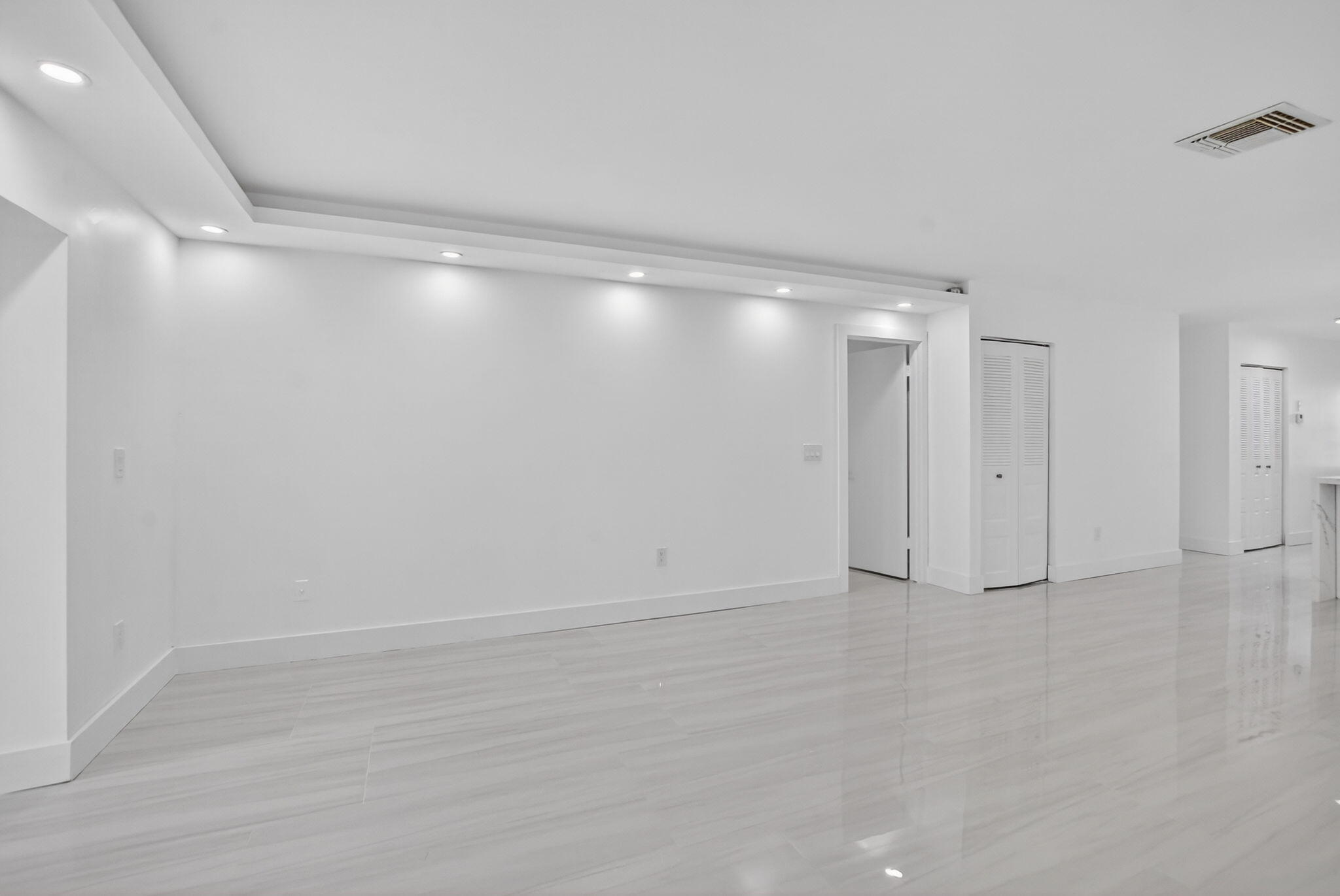 Pines of Boca Lago - Residential