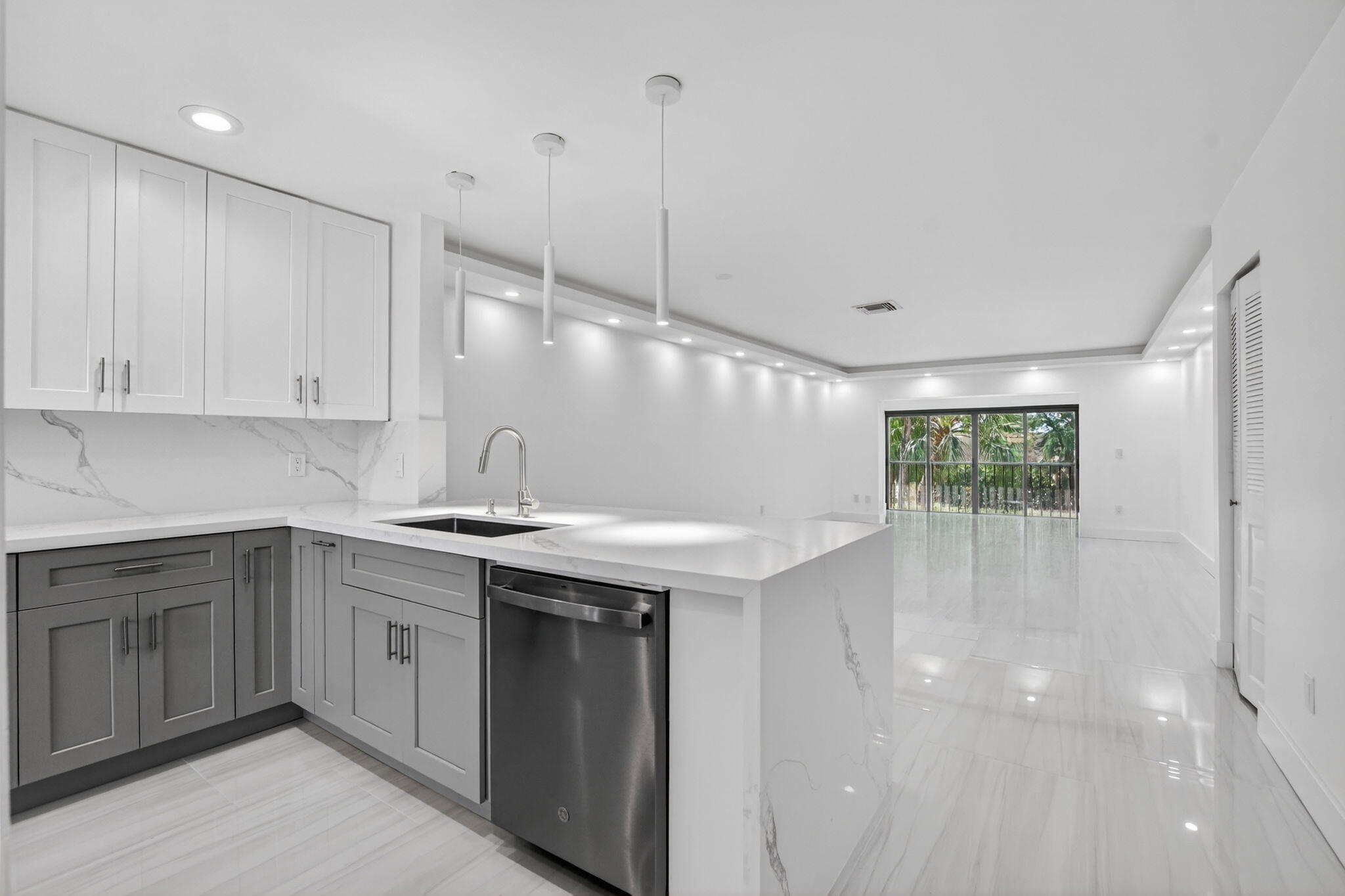 Pines of Boca Lago - Residential