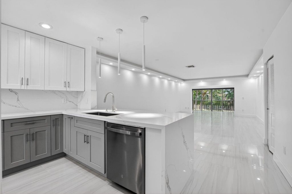 Photo of 9272 Vista Del Lago #28f, Boca Raton, FL 33428 (MLS # B26020126)