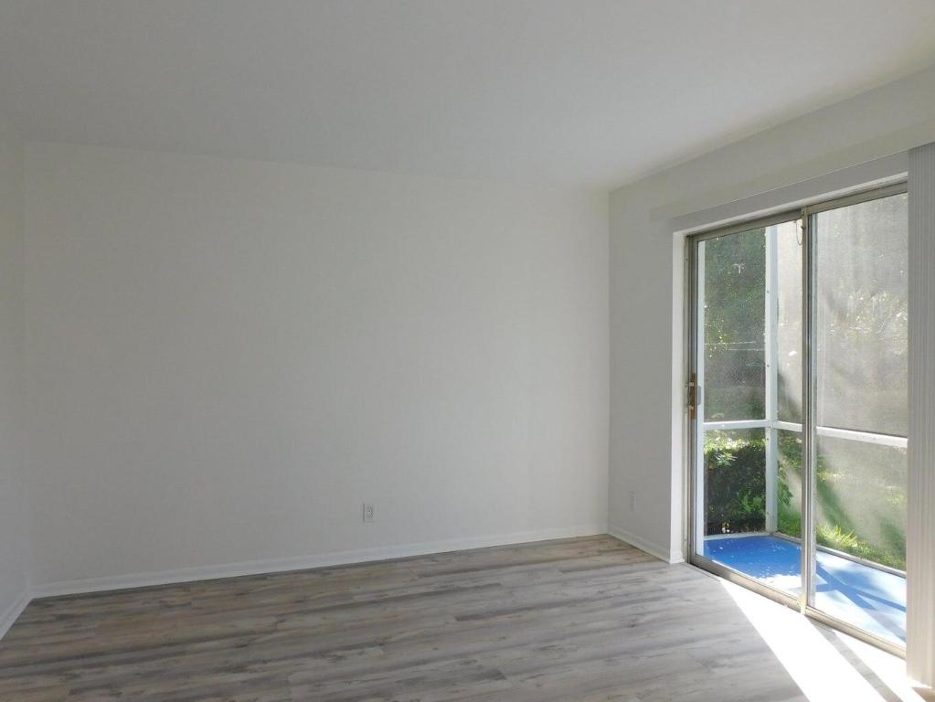 LAWNS - Residential Lease