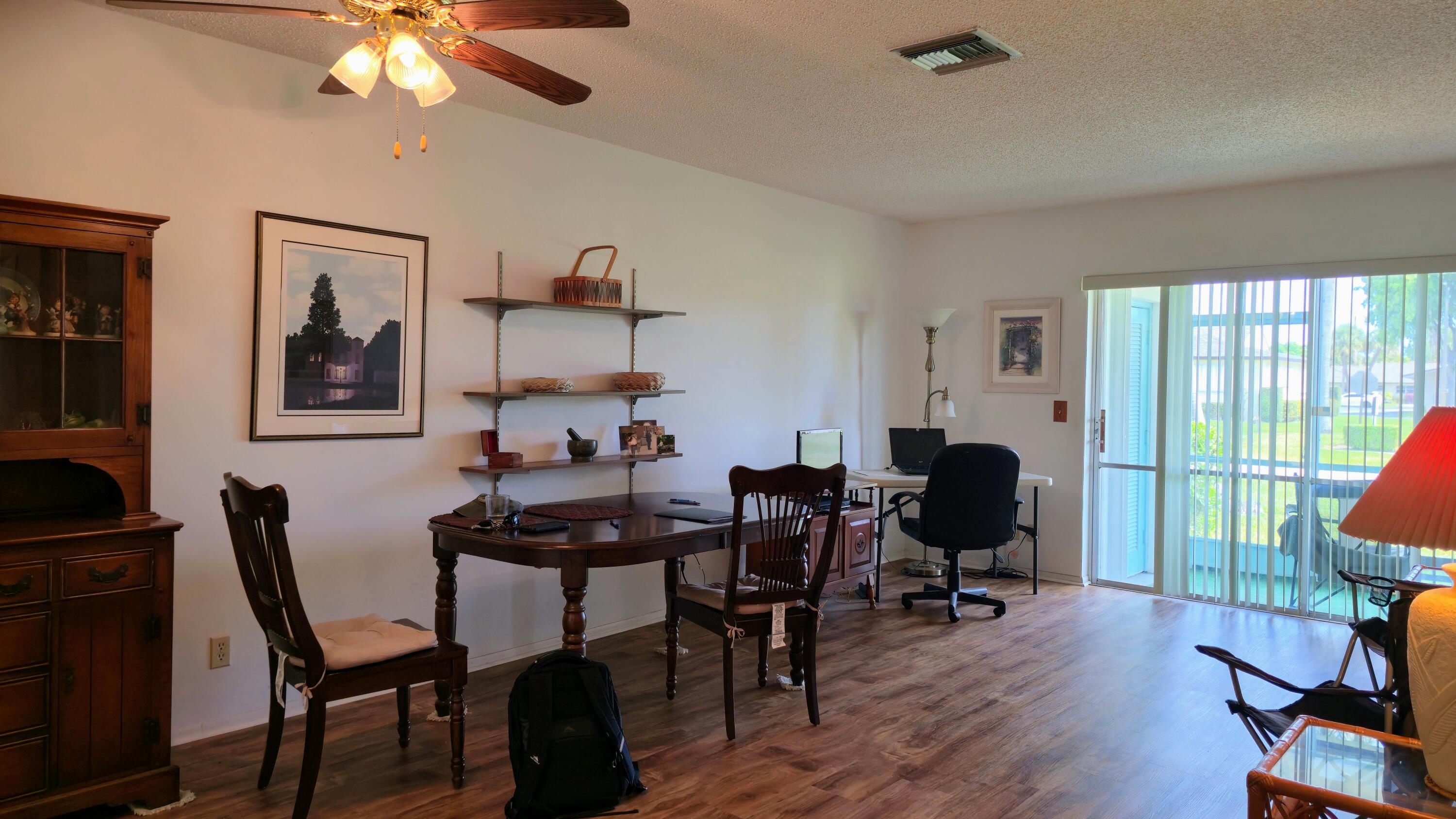 CRESTHAVEN VILLAS 2 CONDO - Residential