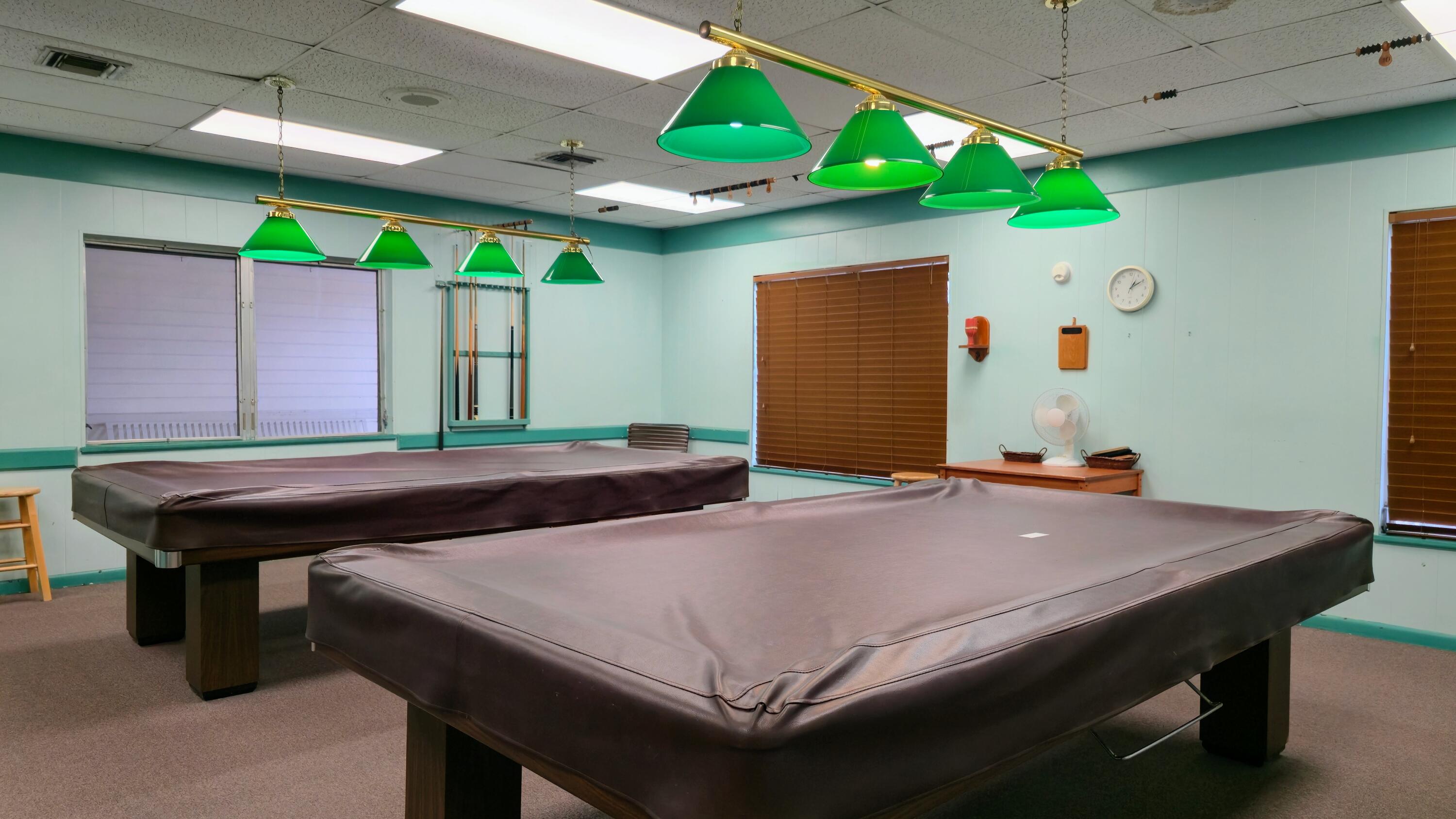 CRESTHAVEN VILLAS 2 CONDO - Residential