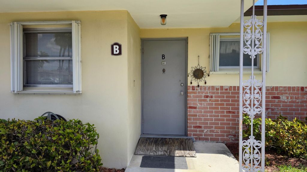 Photo of 2800 Ashley Drive E #B, West Palm Beach, FL 33415 (MLS # B26007434)