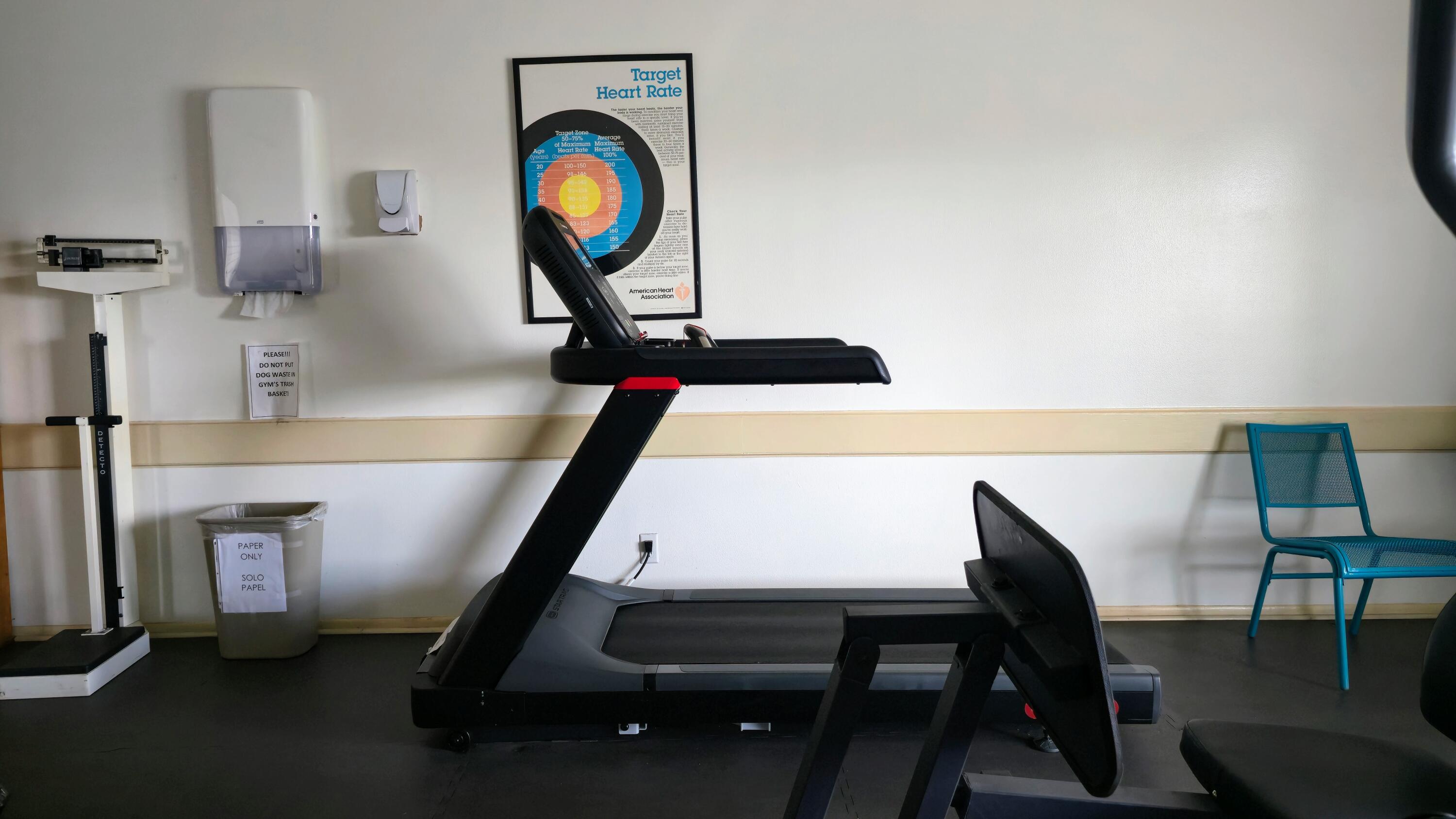 CRESTHAVEN VILLAS 2 CONDO - Residential