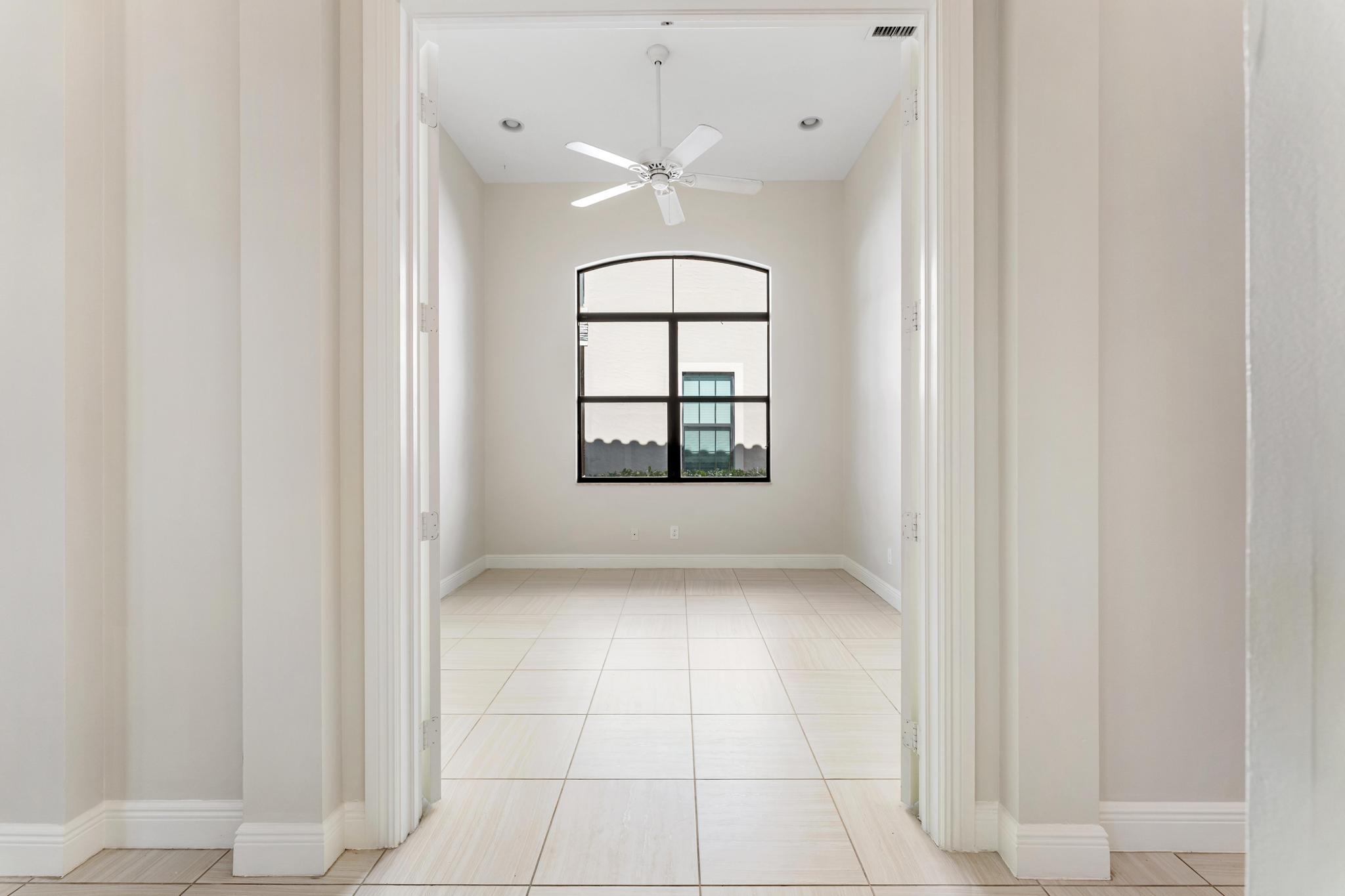 TESORO PLAT NO 20 - Residential Lease