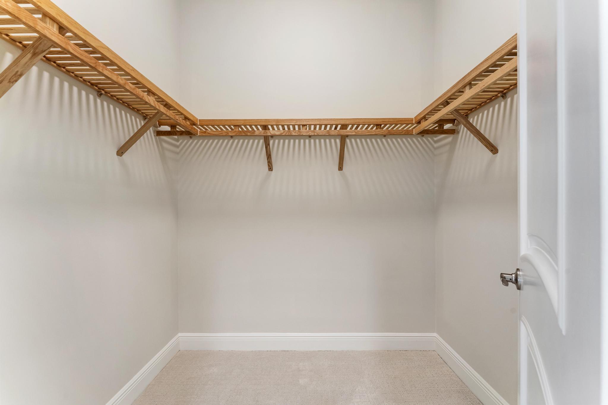 TESORO PLAT NO 20 - Residential Lease