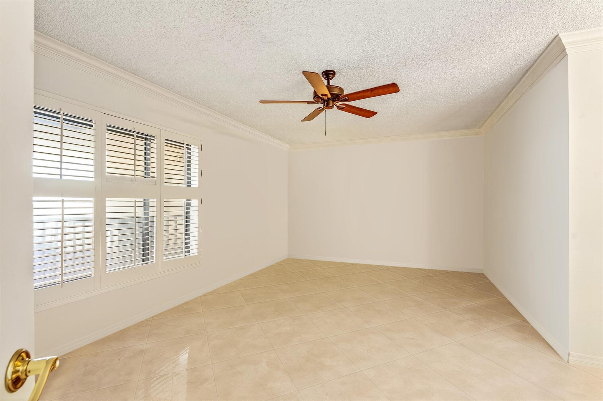 SEAQUAY CONDOMINIUM - Residential