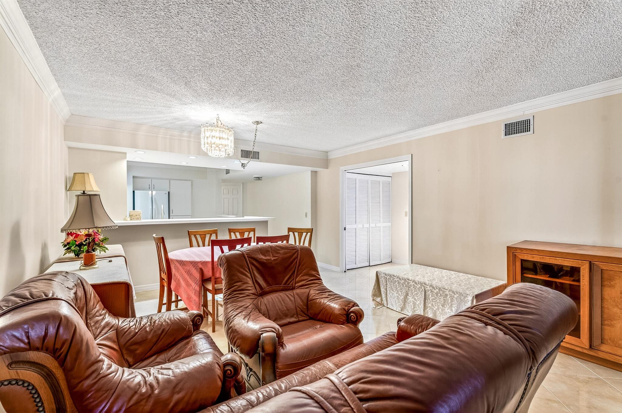 SEAQUAY CONDOMINIUM - Residential