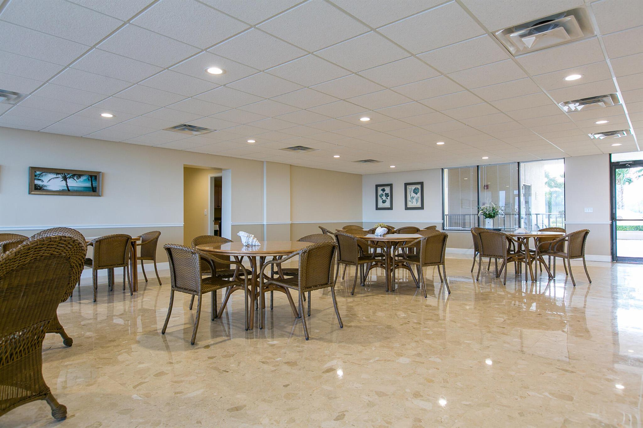 SEAQUAY CONDOMINIUM - Residential