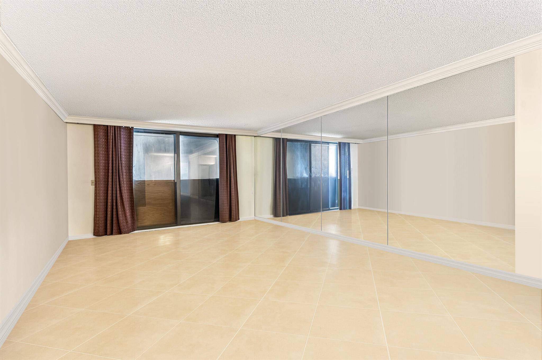 SEAQUAY CONDOMINIUM - Residential