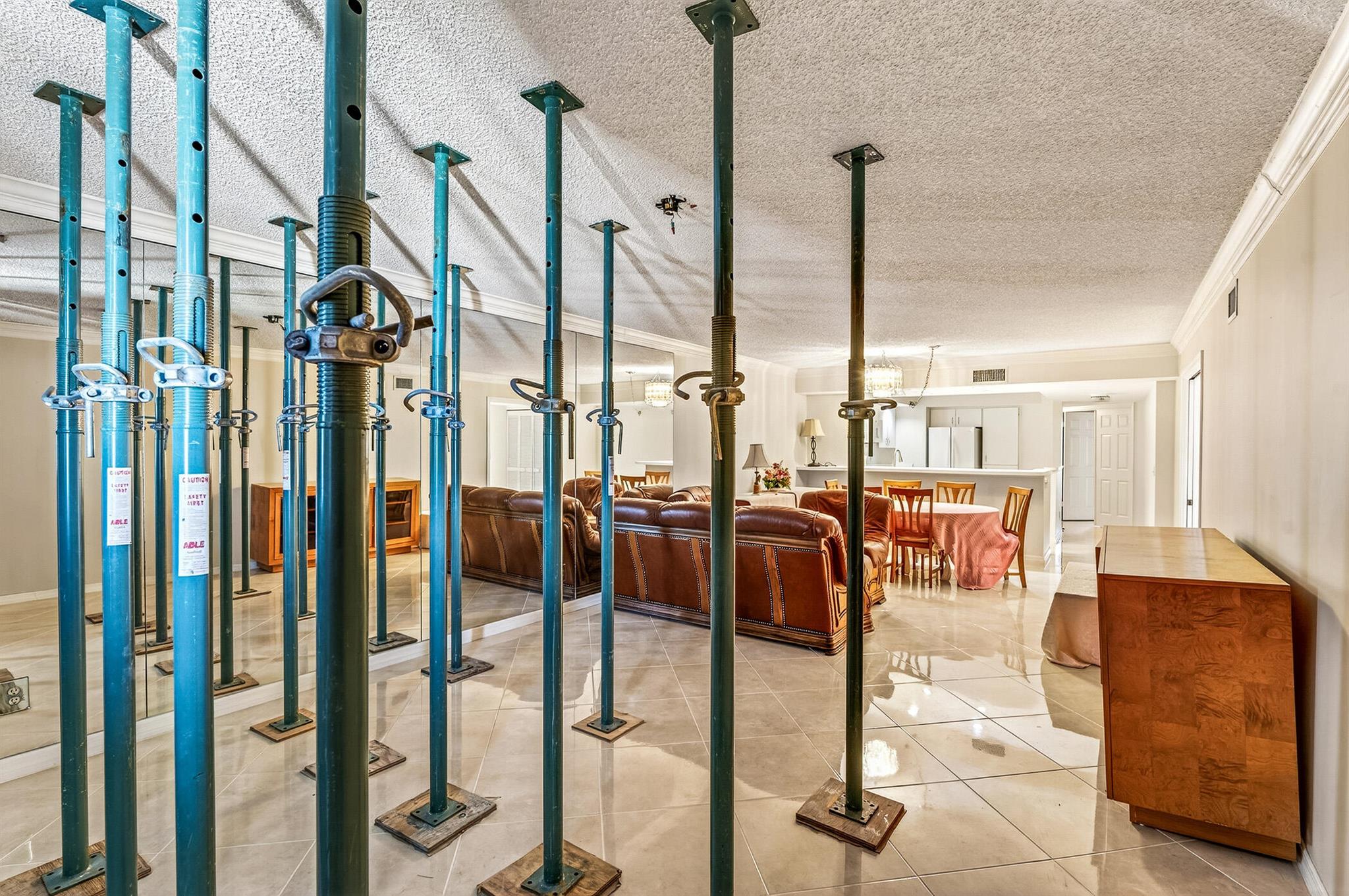 SEAQUAY CONDOMINIUM - Residential
