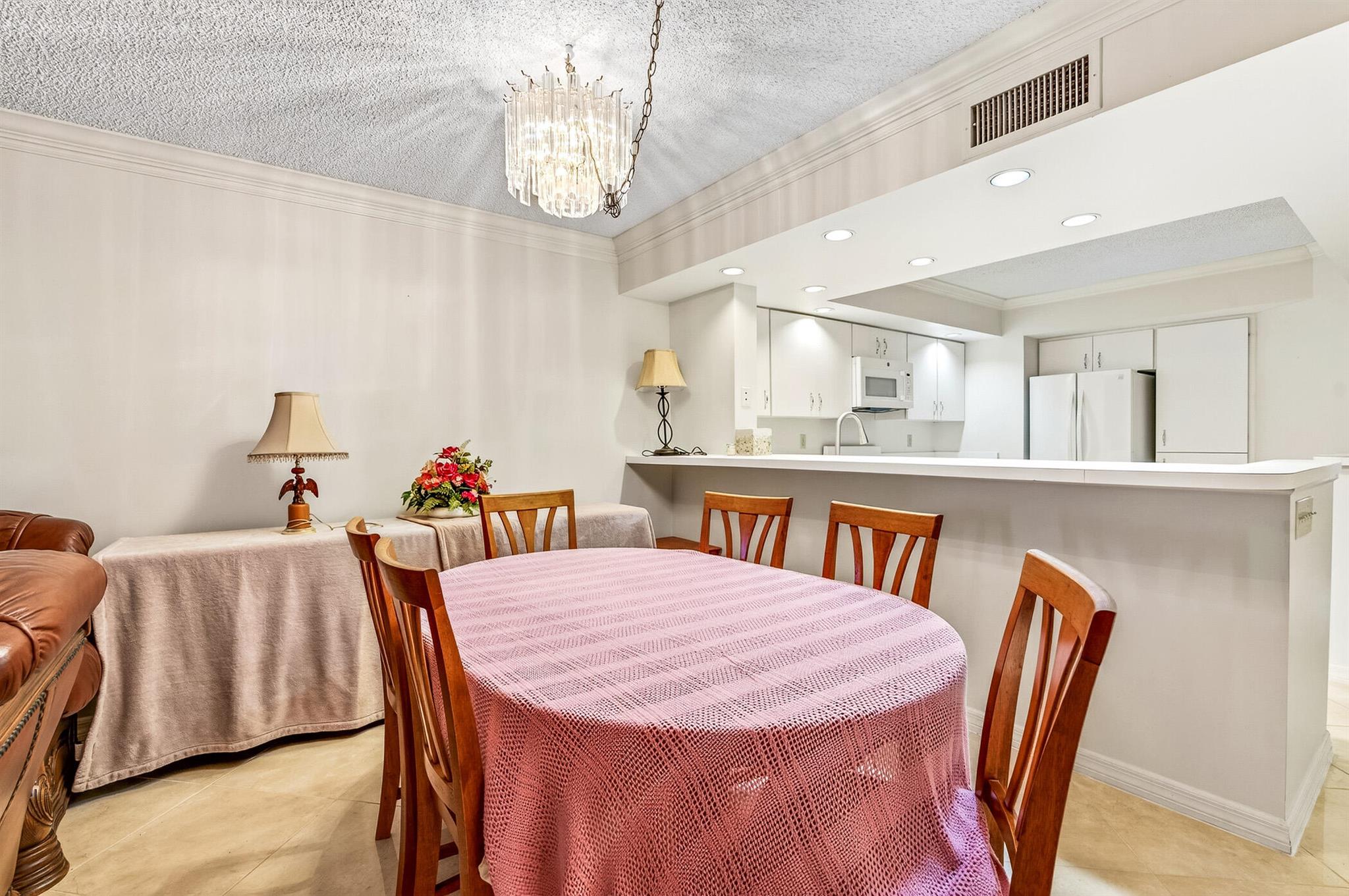 SEAQUAY CONDOMINIUM - Residential