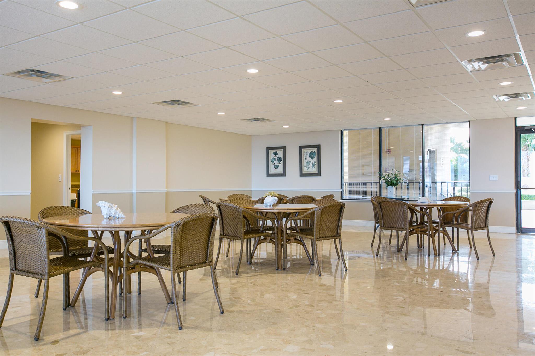 SEAQUAY CONDOMINIUM - Residential