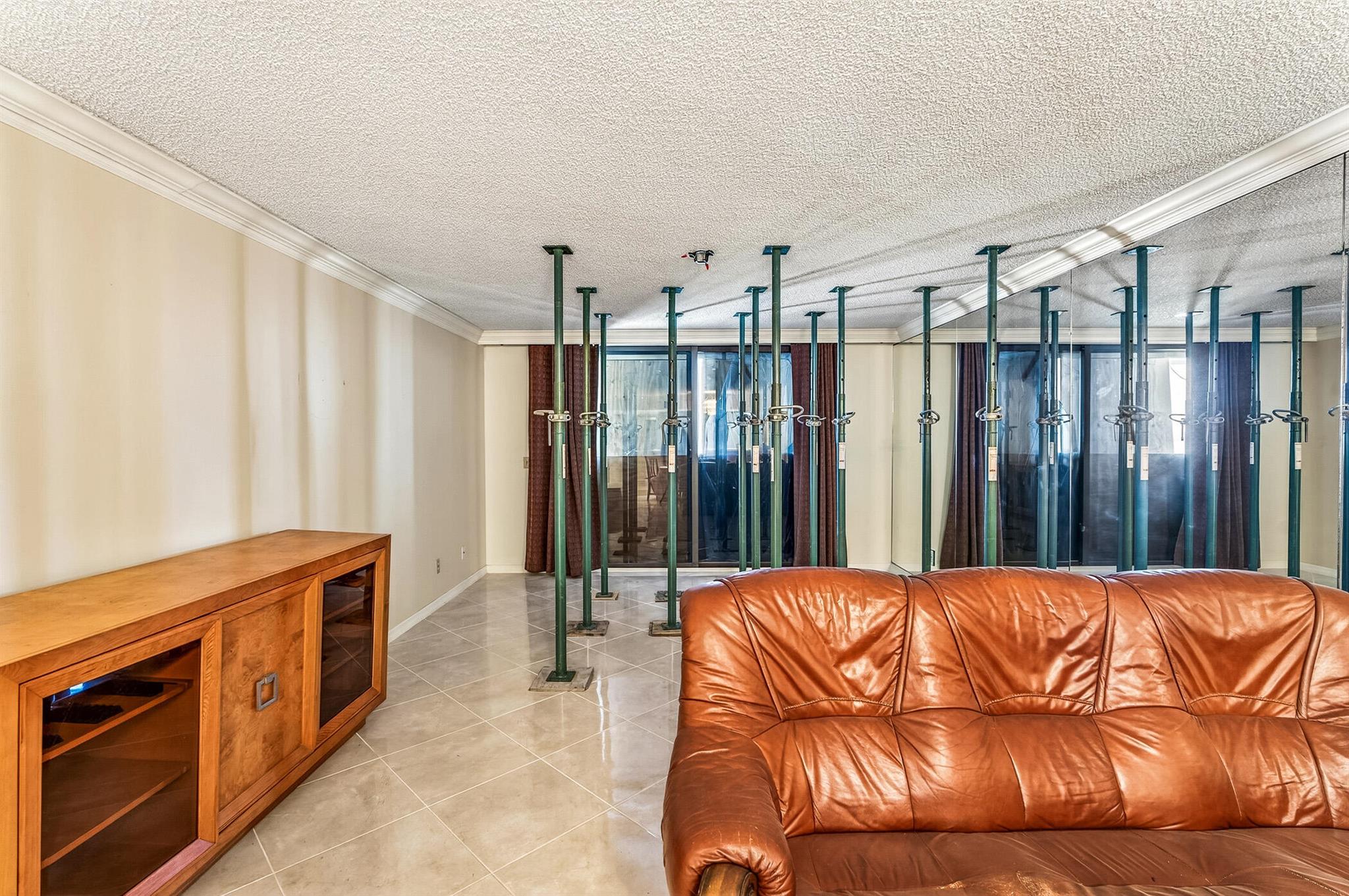 SEAQUAY CONDOMINIUM - Residential