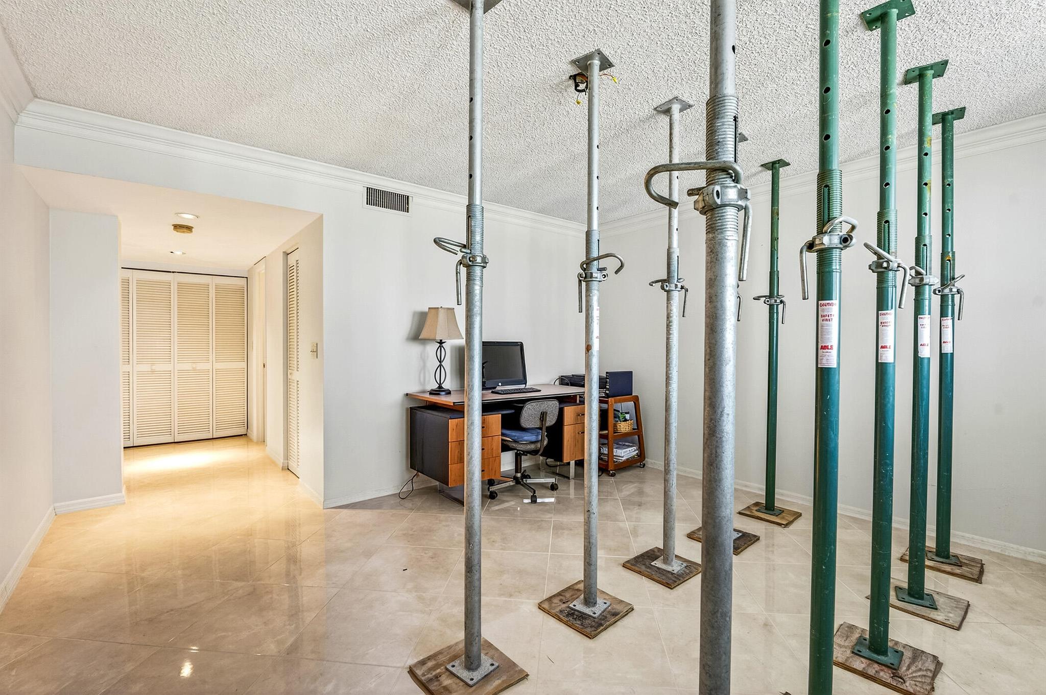 SEAQUAY CONDOMINIUM - Residential
