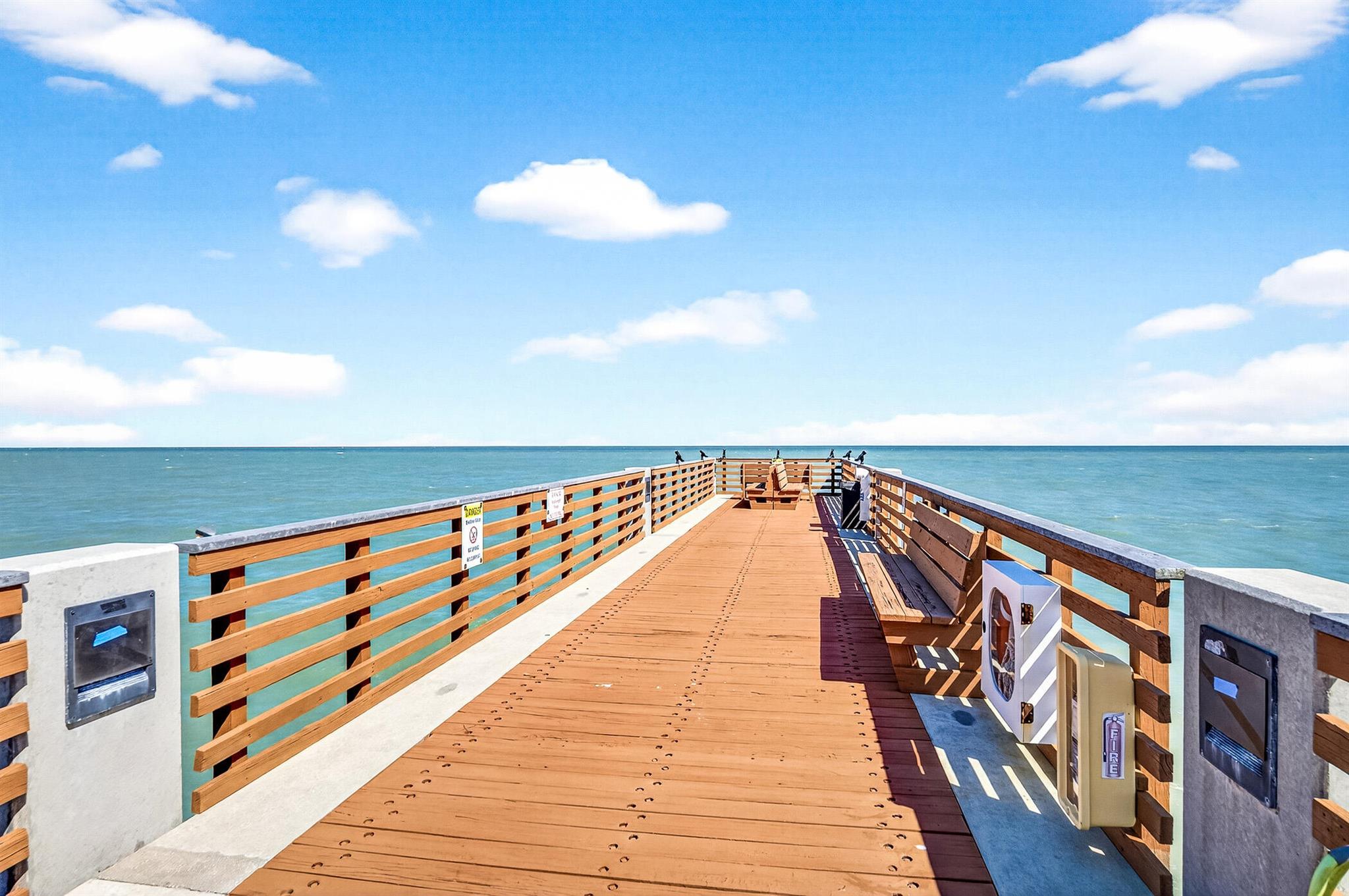SEAQUAY CONDOMINIUM - Residential