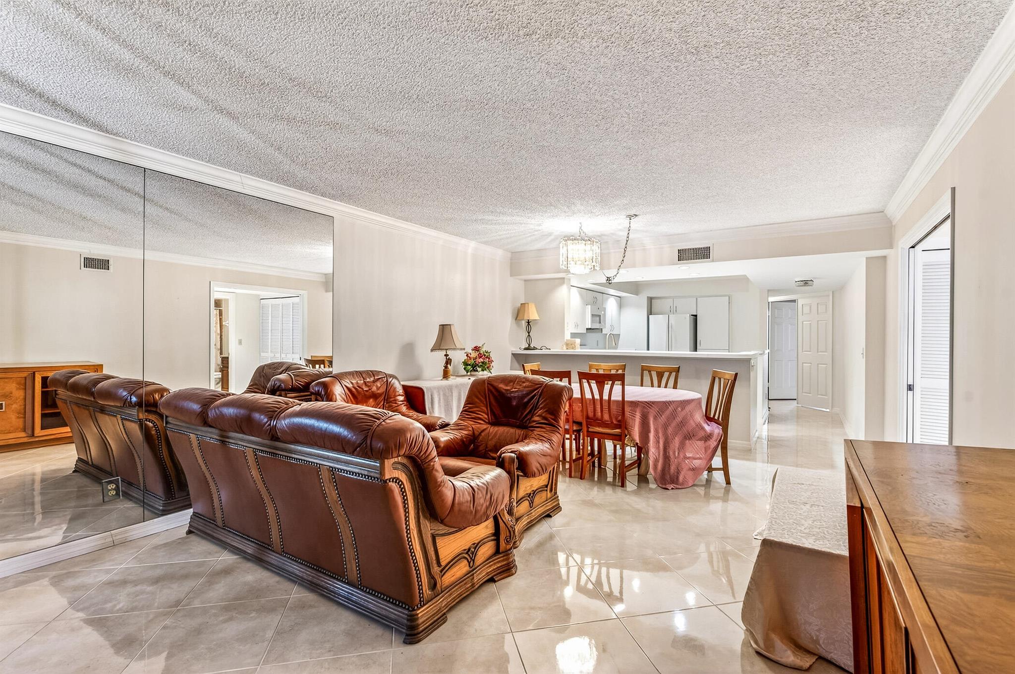 SEAQUAY CONDOMINIUM - Residential