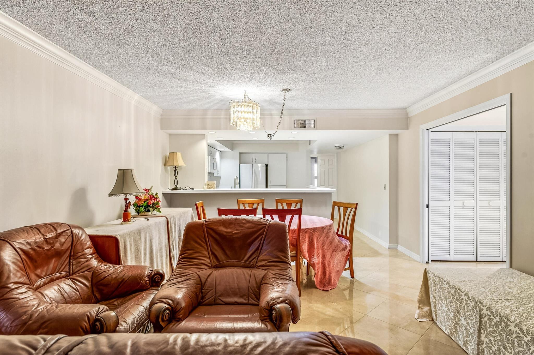 SEAQUAY CONDOMINIUM - Residential
