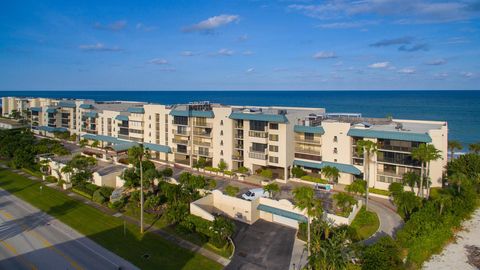 Photo of 4800 Highway A1a Highway #314, Vero Beach, FL 32963 (MLS # R11135202) Photo of 4800 Highway A1a Highway #314, Vero Beach, FL 32963 (MLS # R11135202)