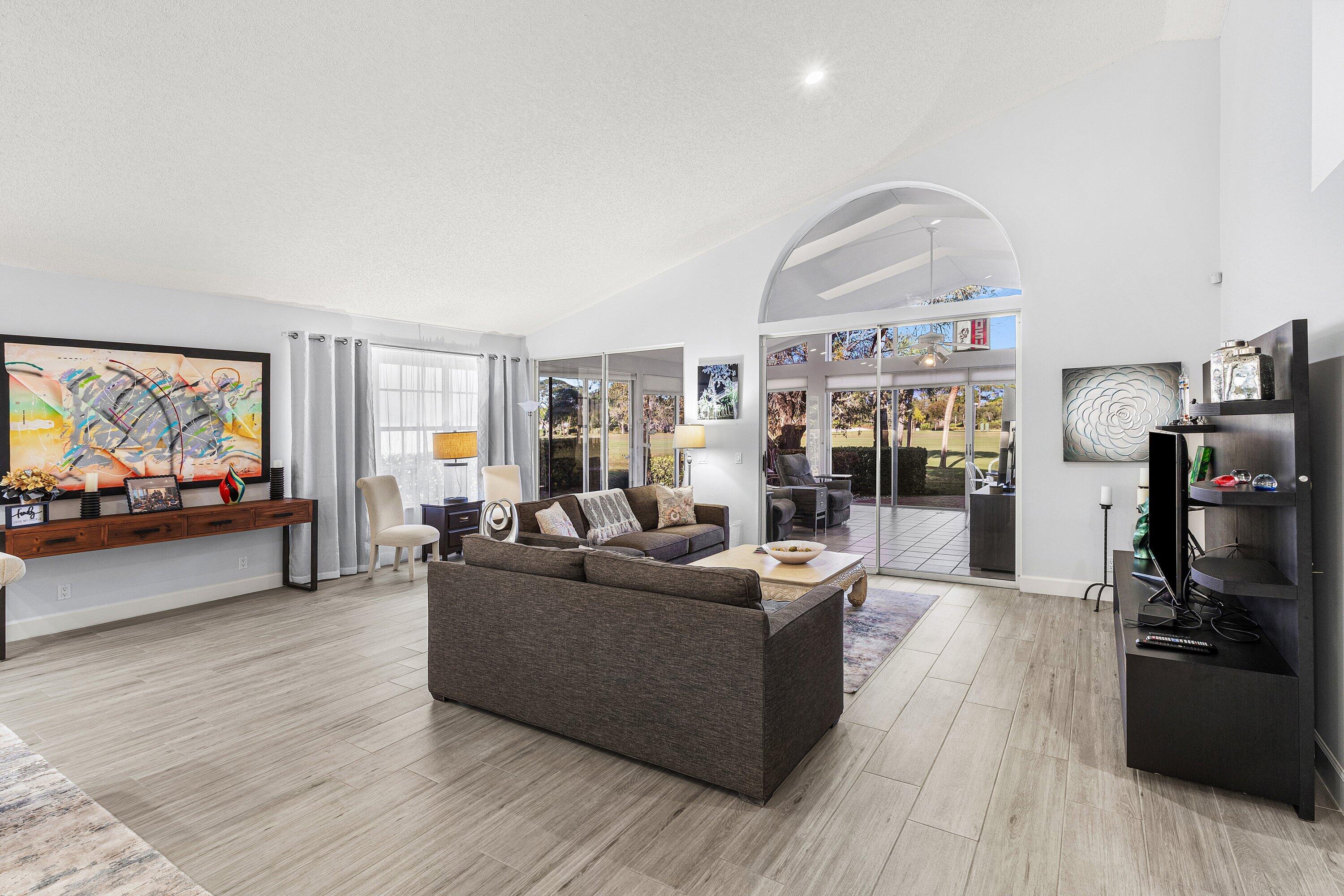 EASTPOINTE - Residential