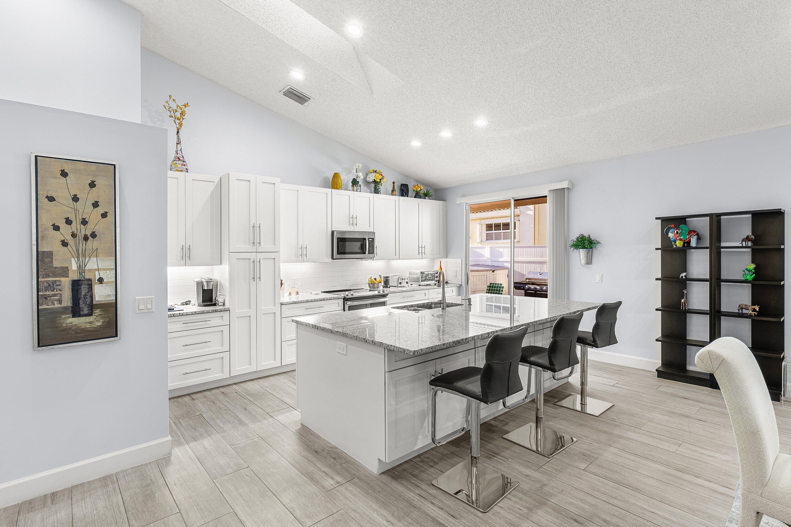 EASTPOINTE - Residential