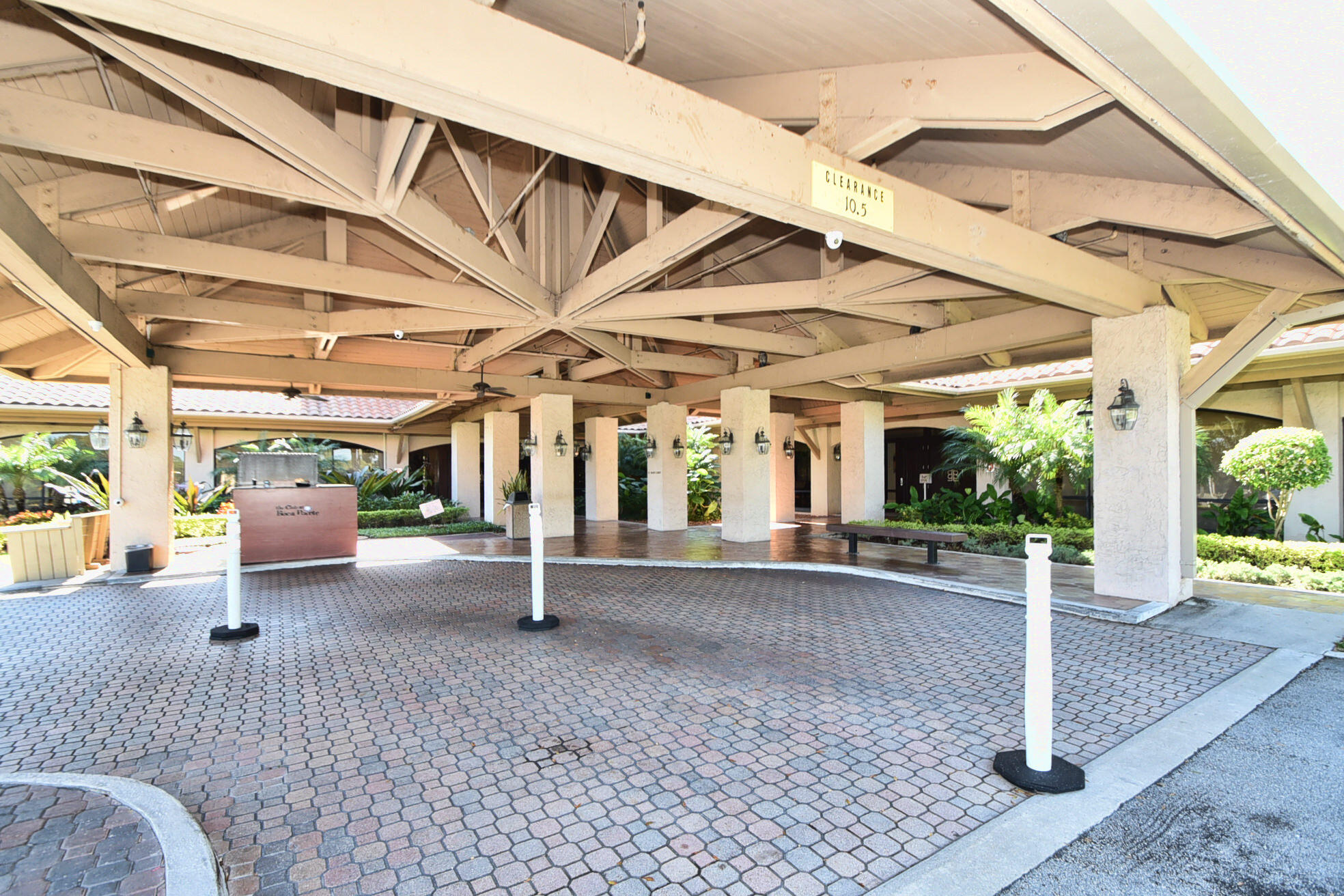 MONTEGO BAY AT BOCA POINTE CONDO - Residential