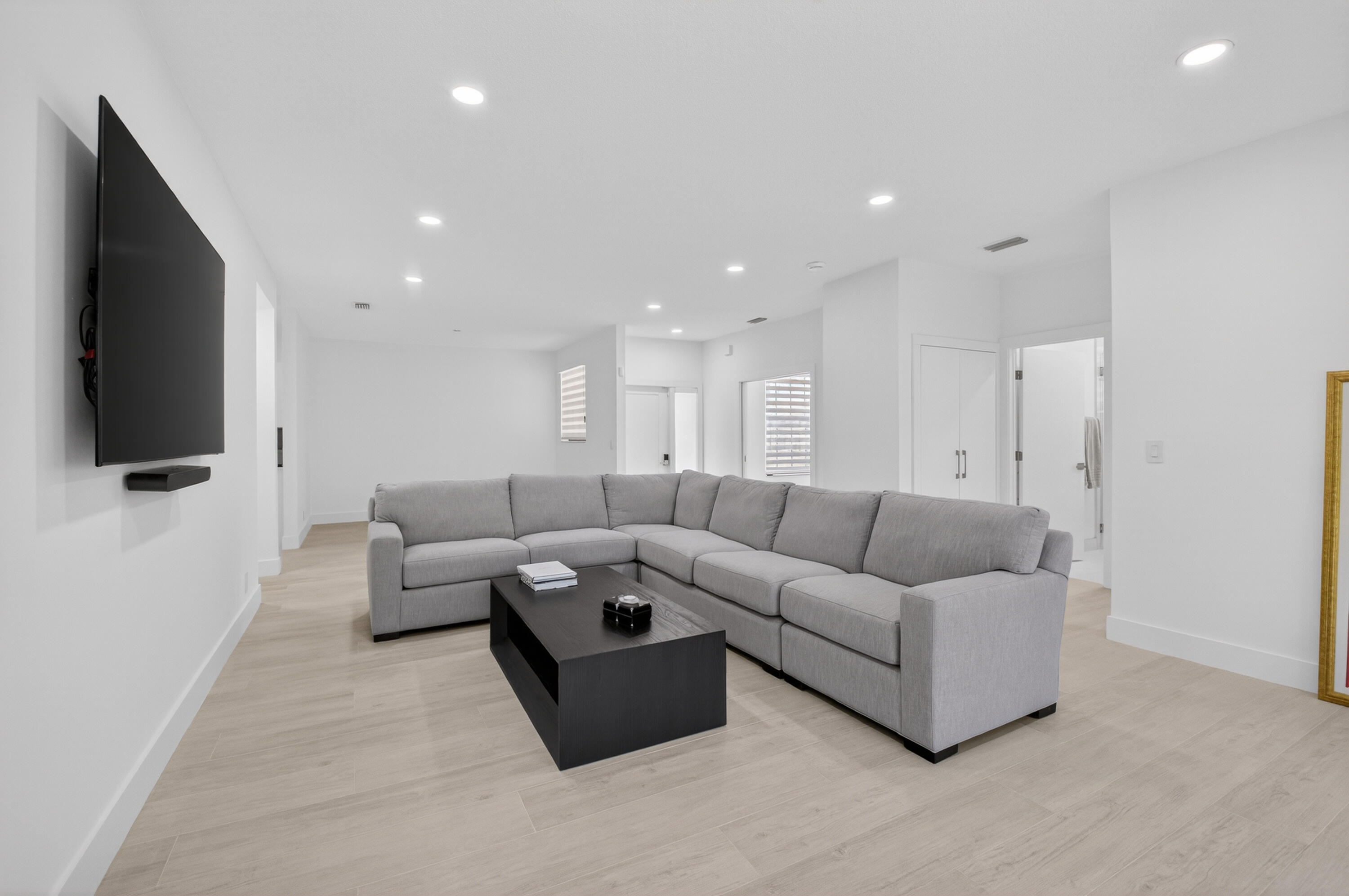 MONTEGO BAY AT BOCA POINTE CONDO - Residential