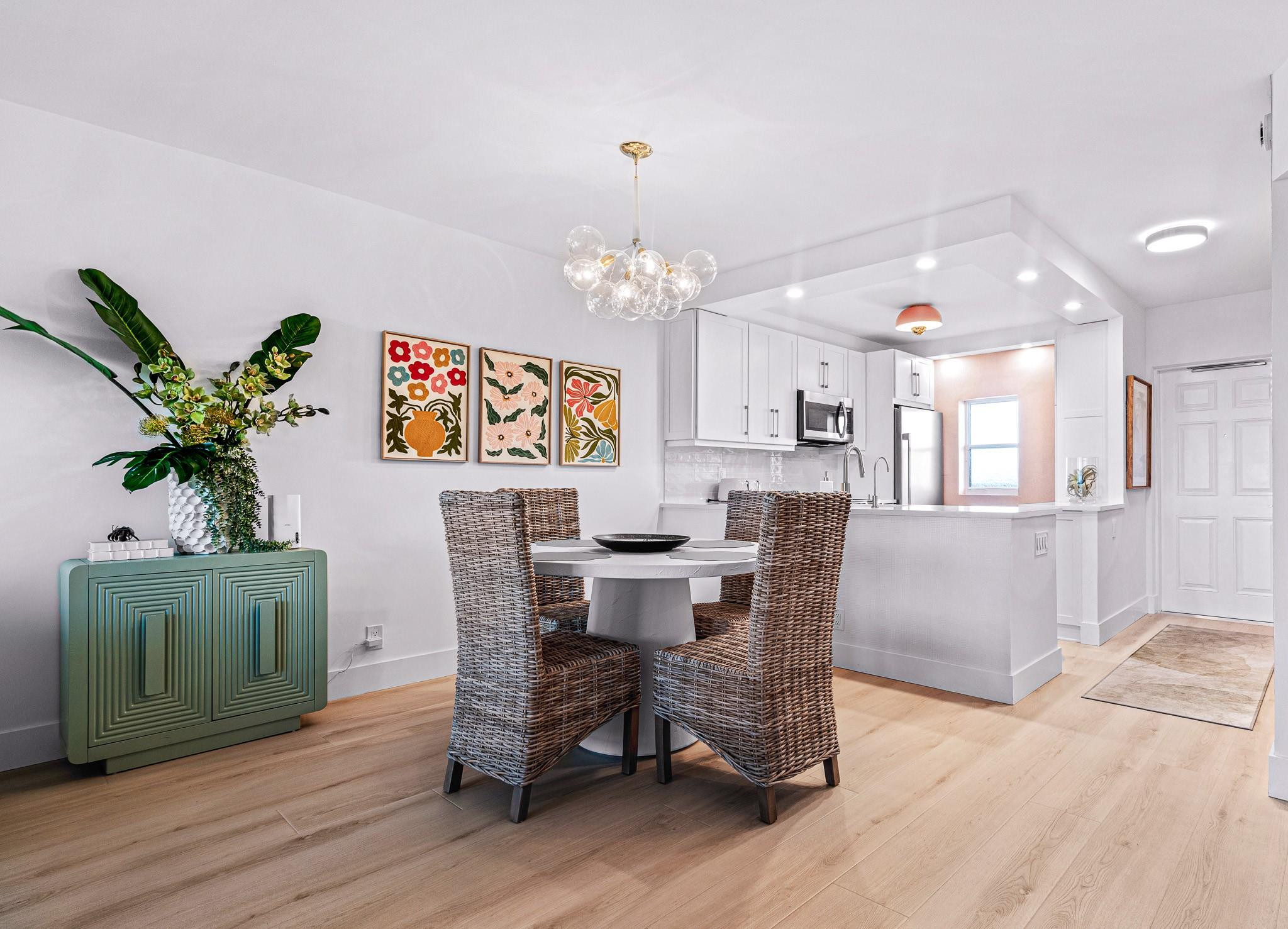 1427 E Hillsboro Boulevard 628