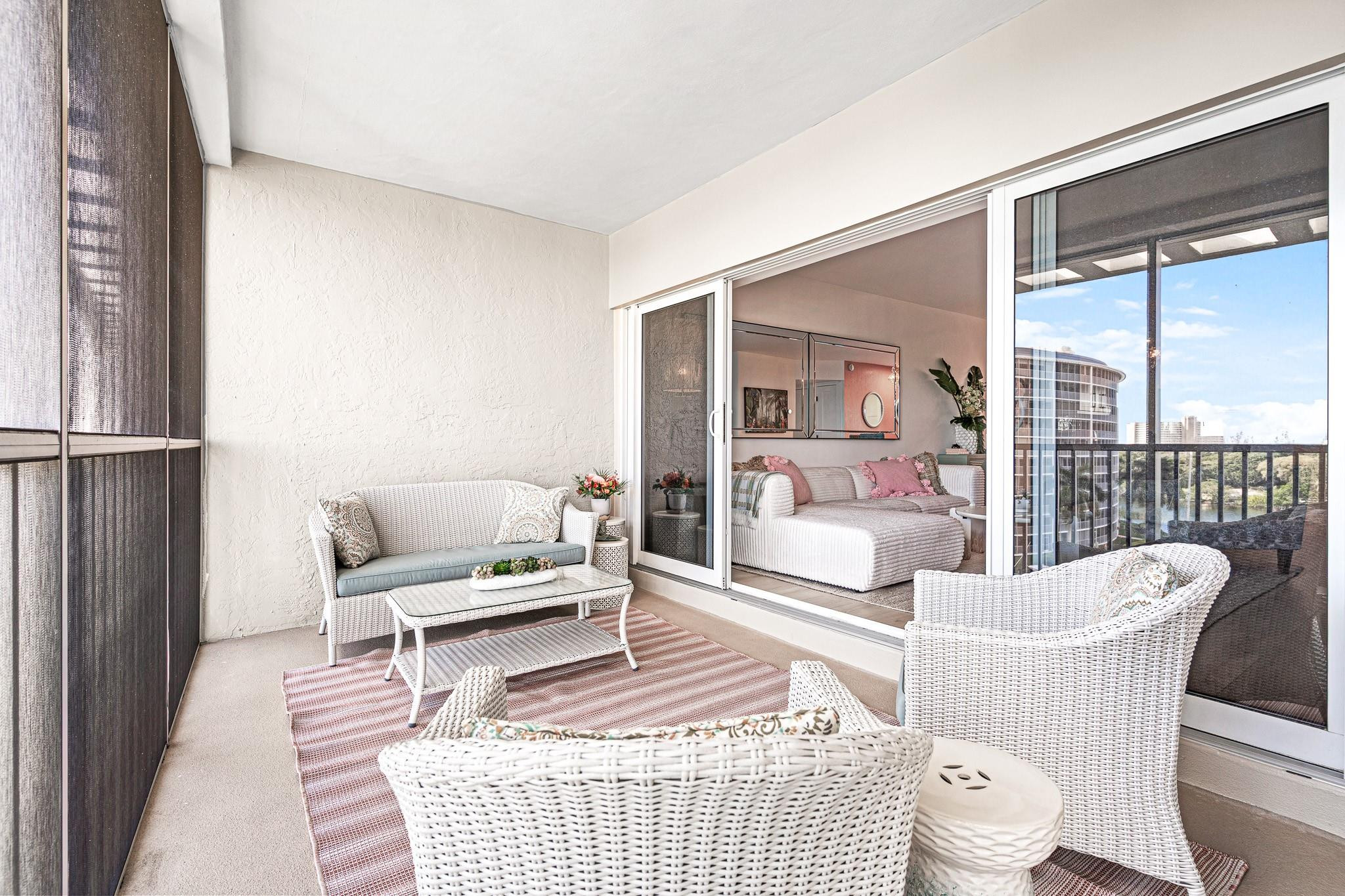 Hillsboro Cove - Residential