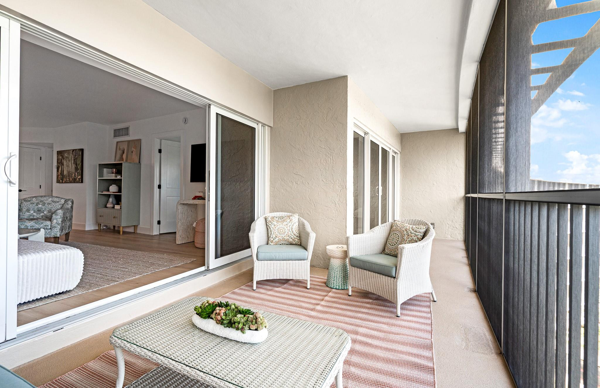 Hillsboro Cove - Residential