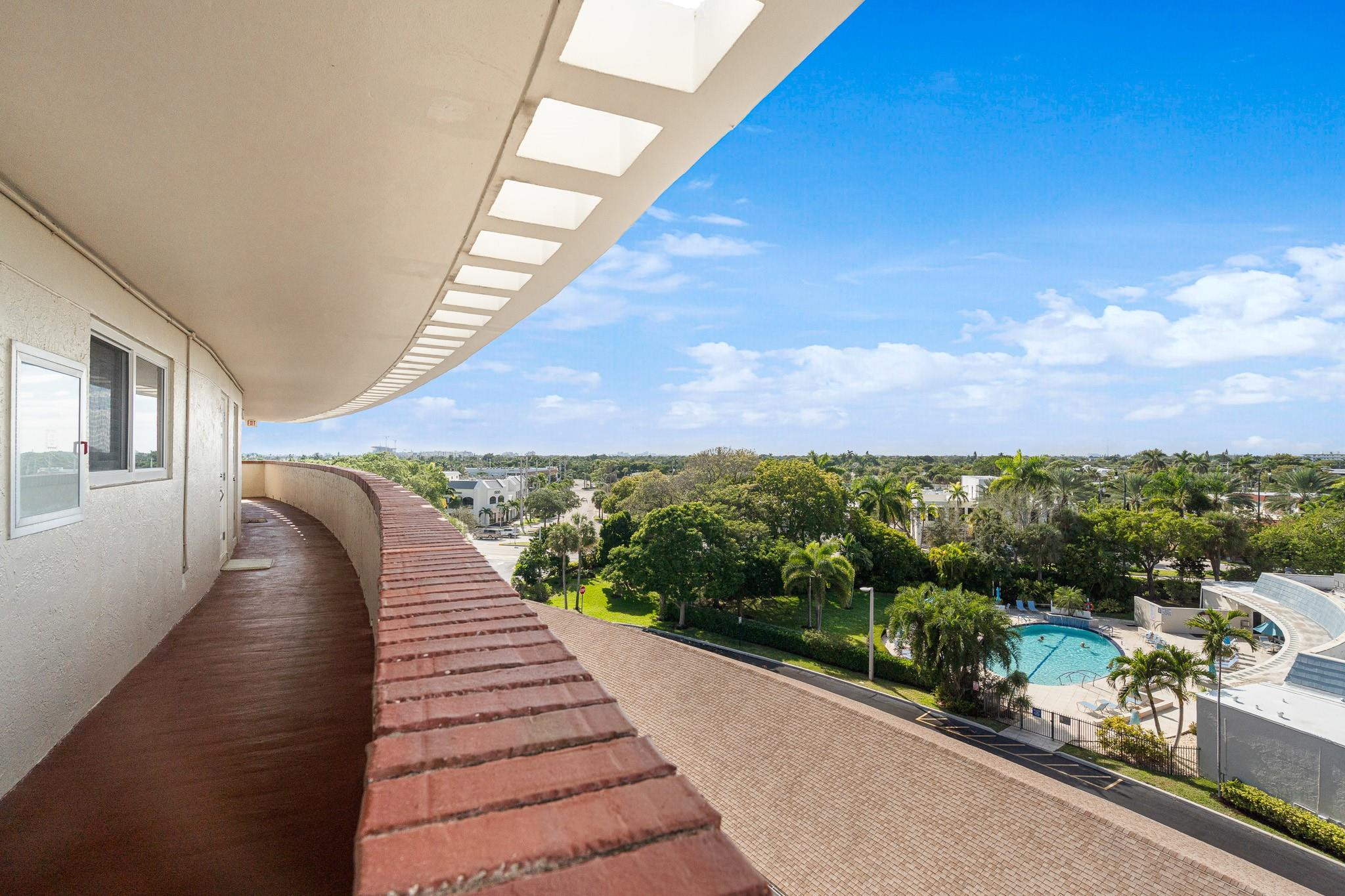 Hillsboro Cove - Residential