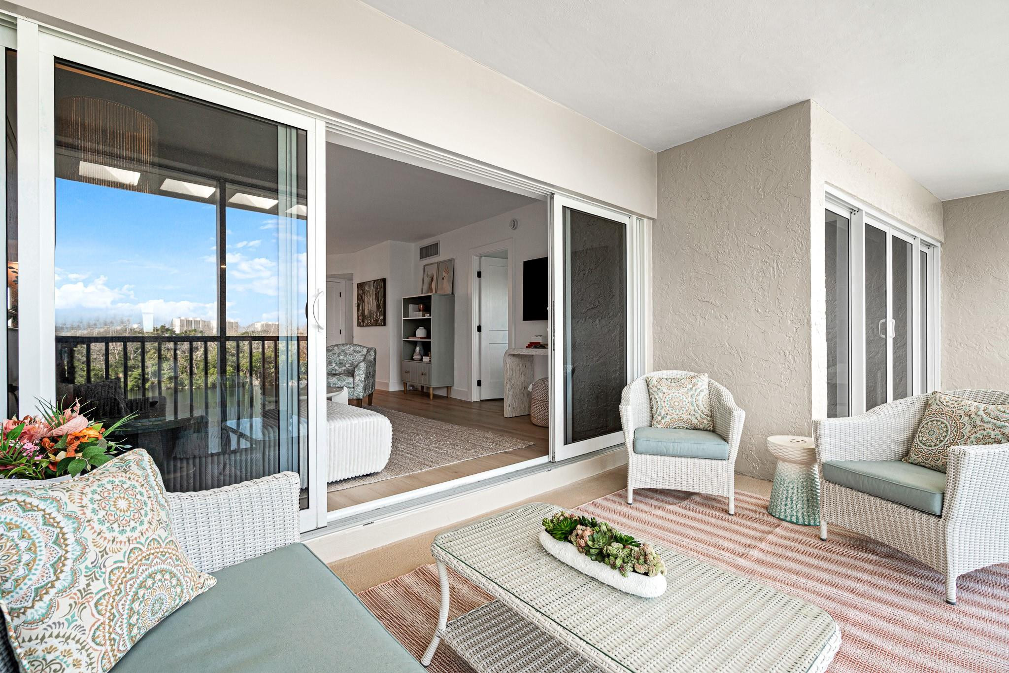 Hillsboro Cove - Residential