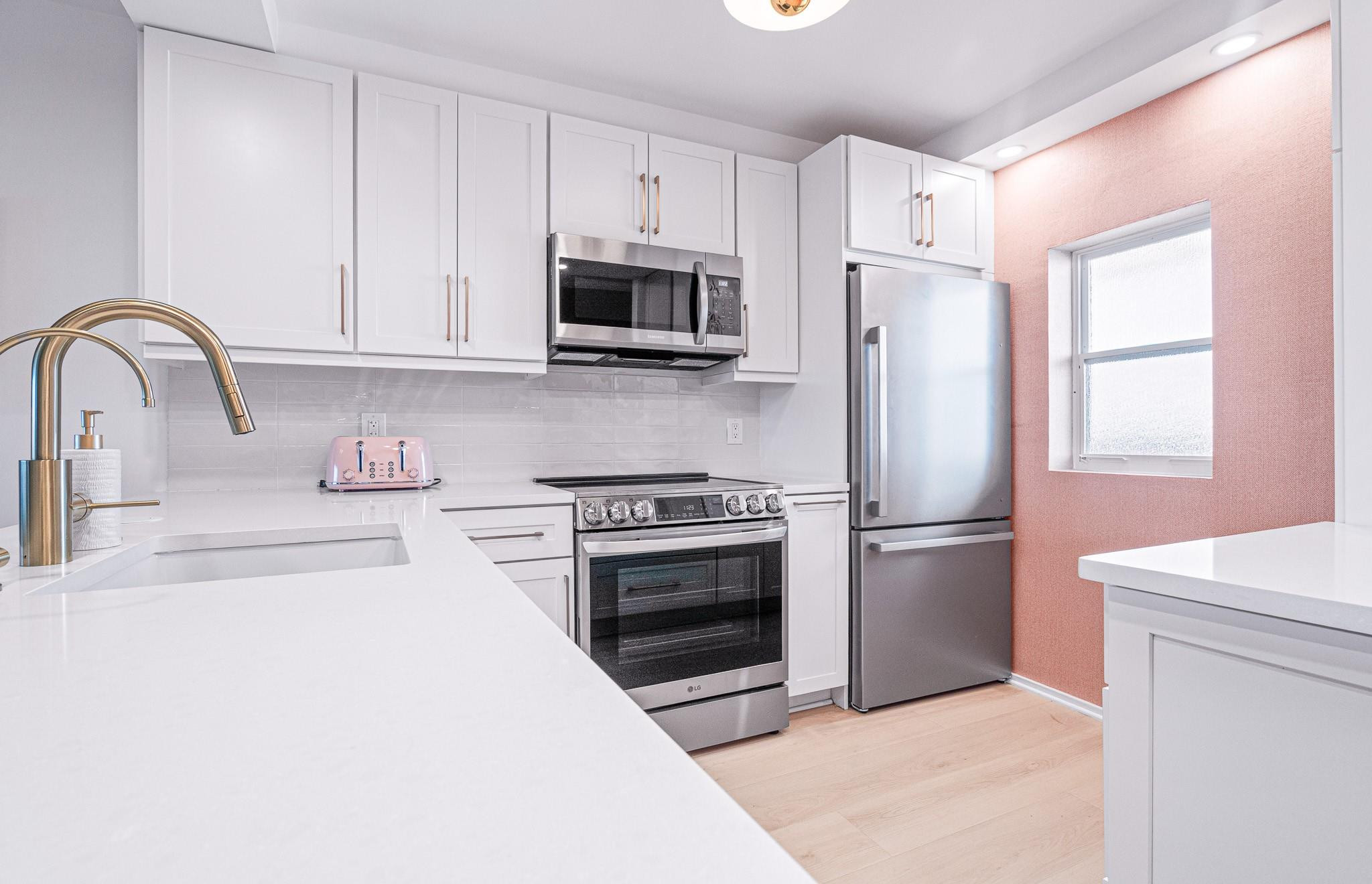 Hillsboro Cove - Residential