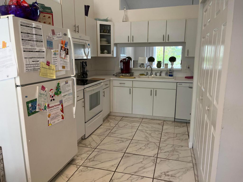 Photo of 21105 Via Solano, Boca Raton, FL 33433 (MLS # R11076460)