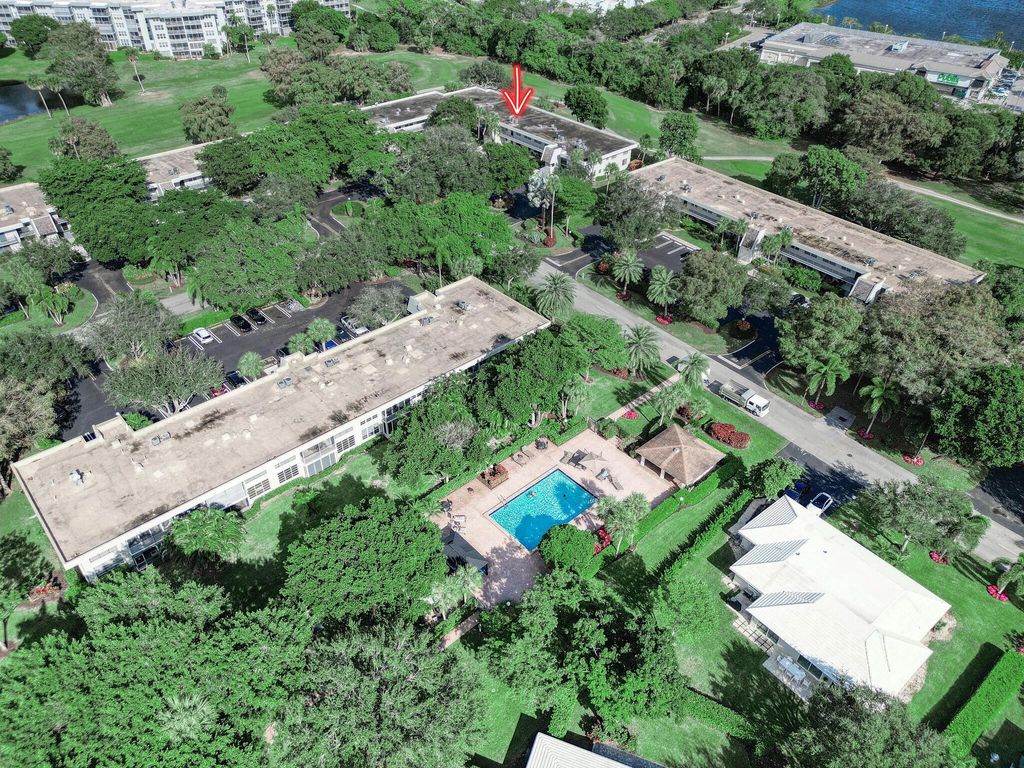 Photo of 4007 N Cypress Drive #204, Pompano Beach, FL 33069 (MLS # R11148388)