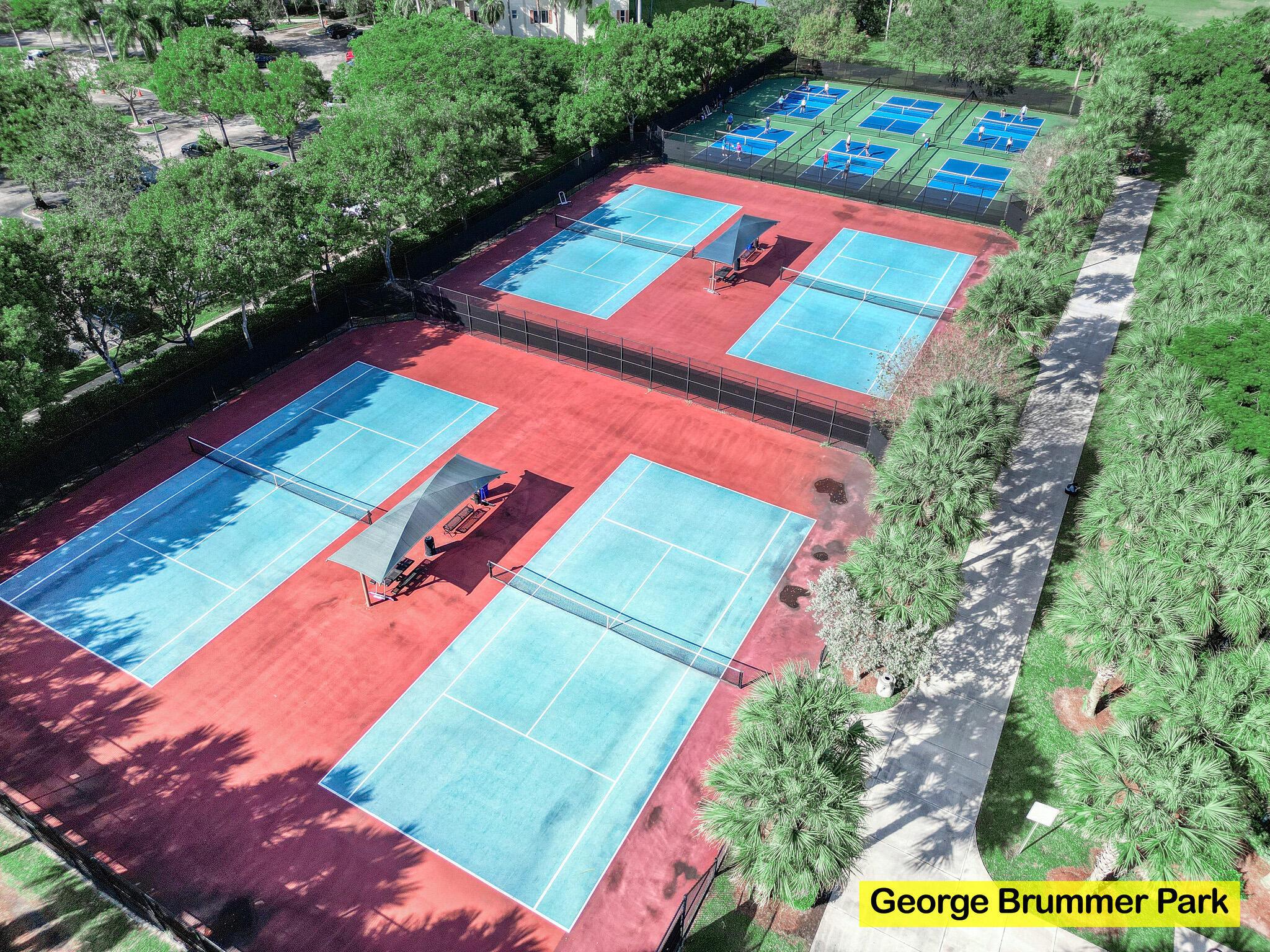 PALM-AIRE CONDO # 8 - Residential